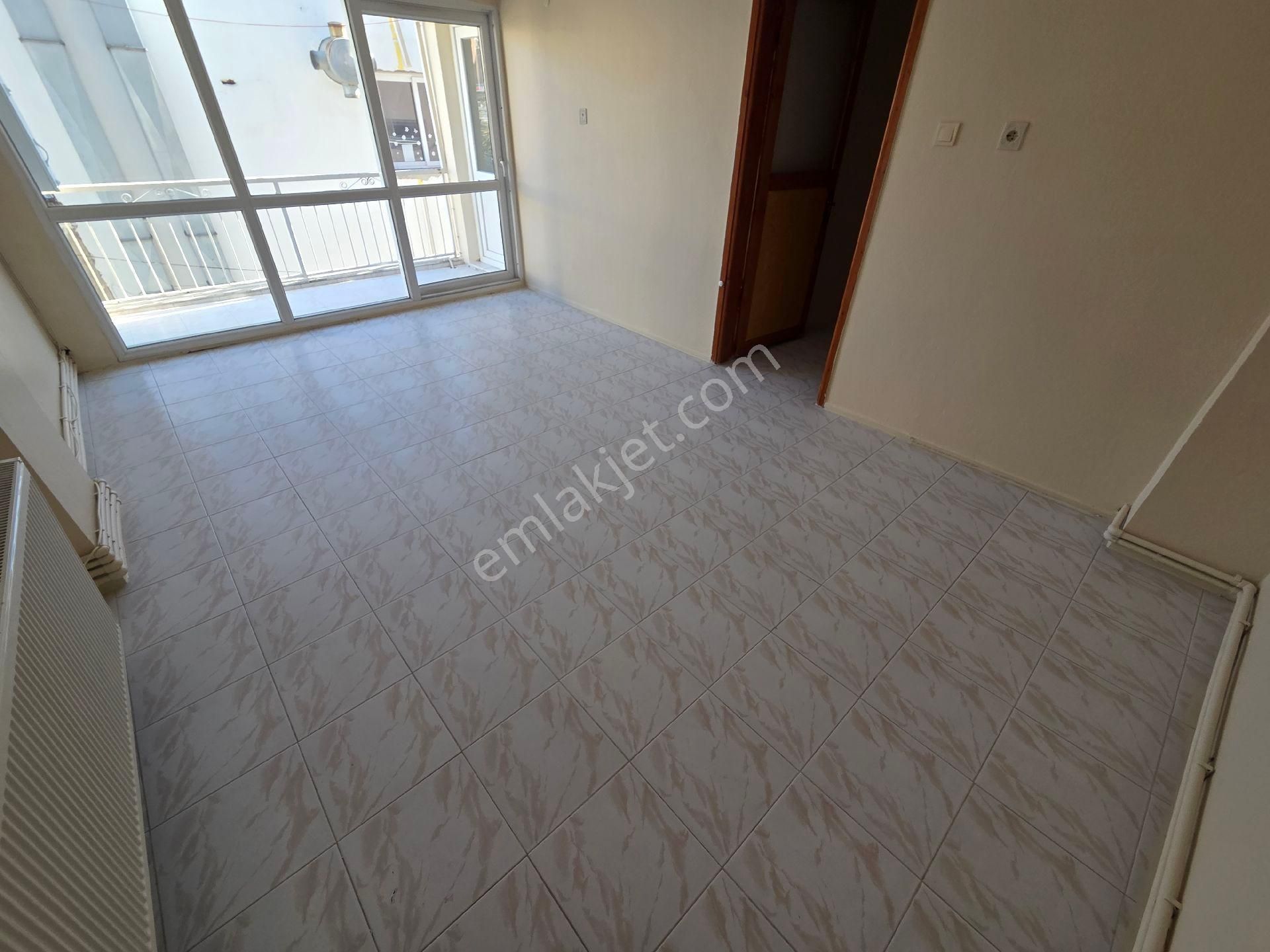 Bayraklı Osmangazi 2+1 Geniş Doğalgazlı Kiralık Daire - Görsel 5