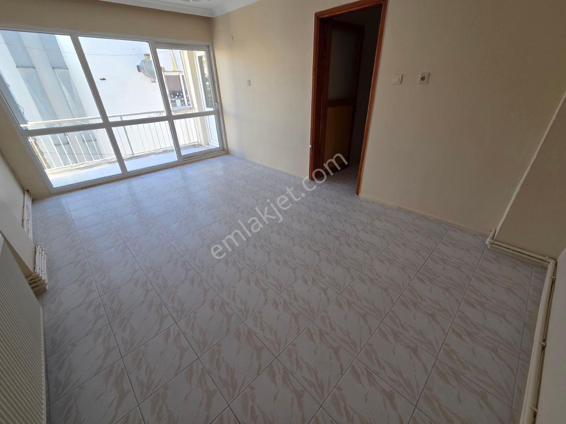 Bayraklı Osmangazi 2+1 Geniş Doğalgazlı Kiralık Daire - Görsel 6