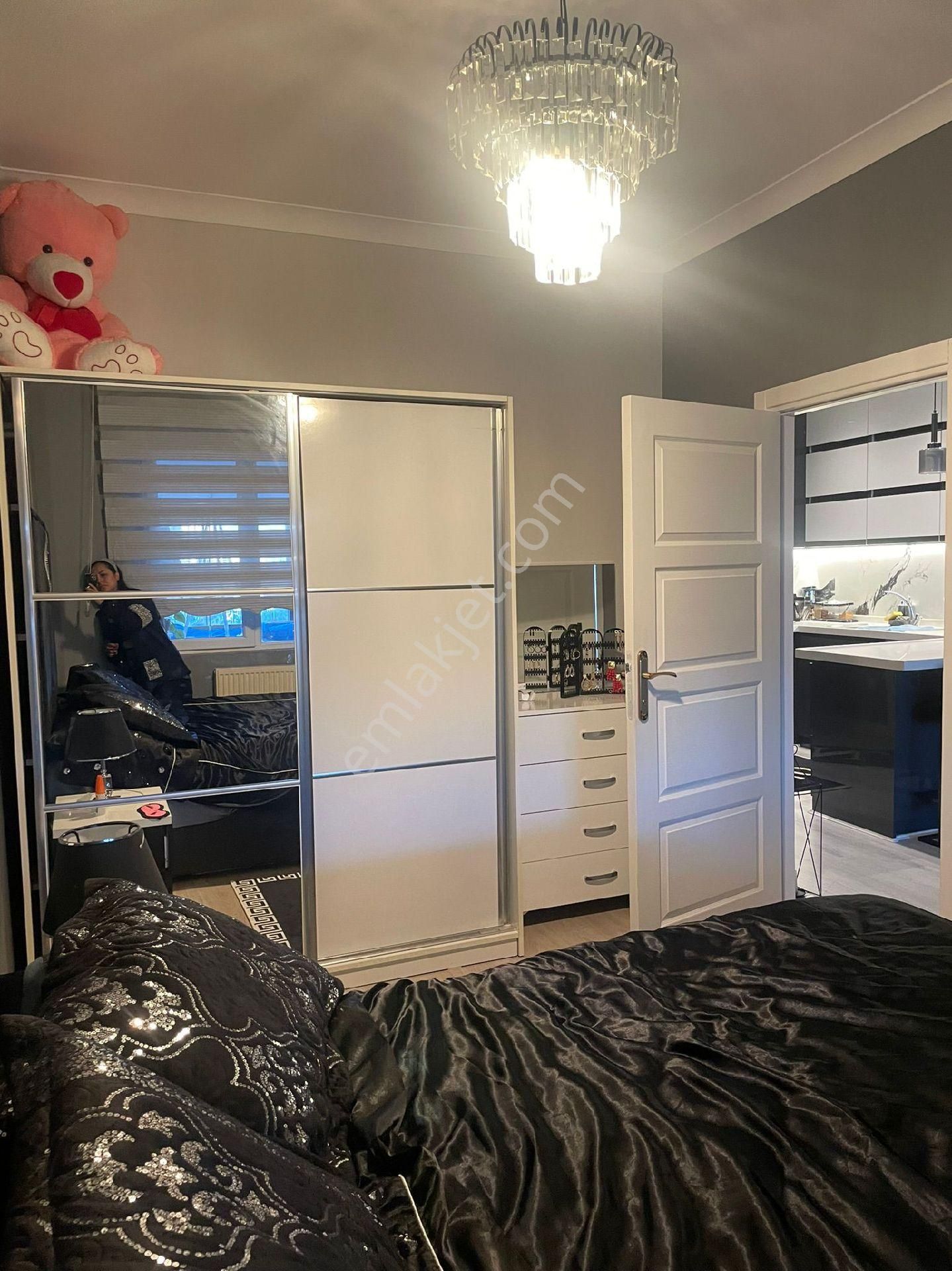 Kiralık Ful Eşyalı Daire 2+1 Site İçinde - Görsel 2