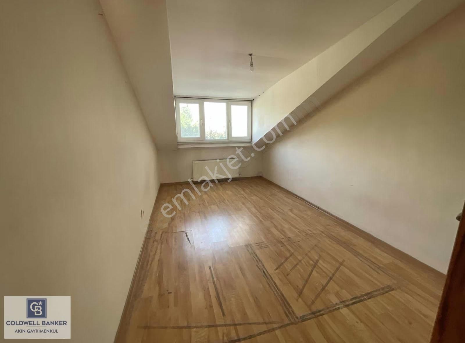 Yenidoğan Safa Mah. Çift Wc,li Kiralık 2+1 Daire - Görsel 10