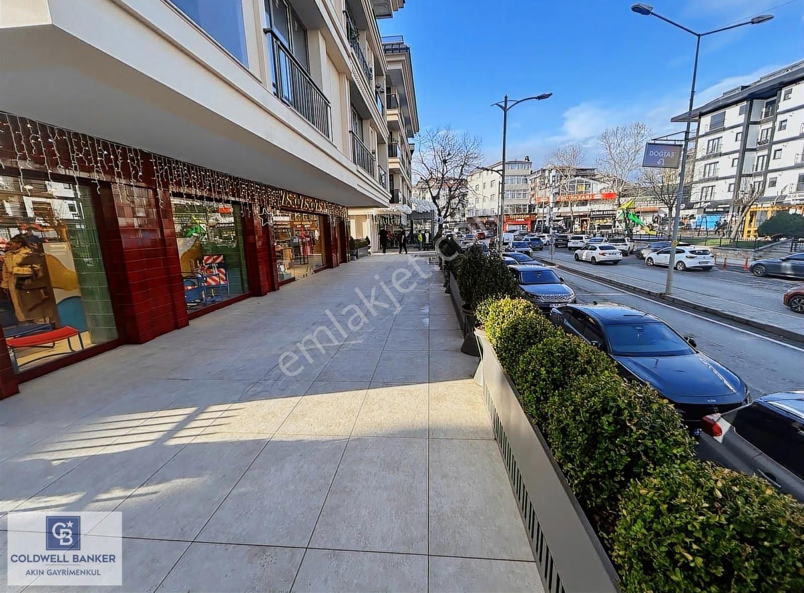 Çengelköy 'de Ana Cadde Üzeri Kurumsal Kiracılı Satılık İşyeri - Görsel 33