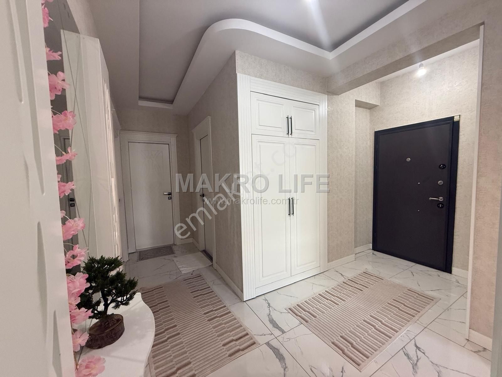 Urfa Yolu Mercedes Bayii Arkasında Eşyalı Kiralık 2+1 Daire, 95m² Brüt, 90m² Net Kullanım Alanı! - Görsel 11