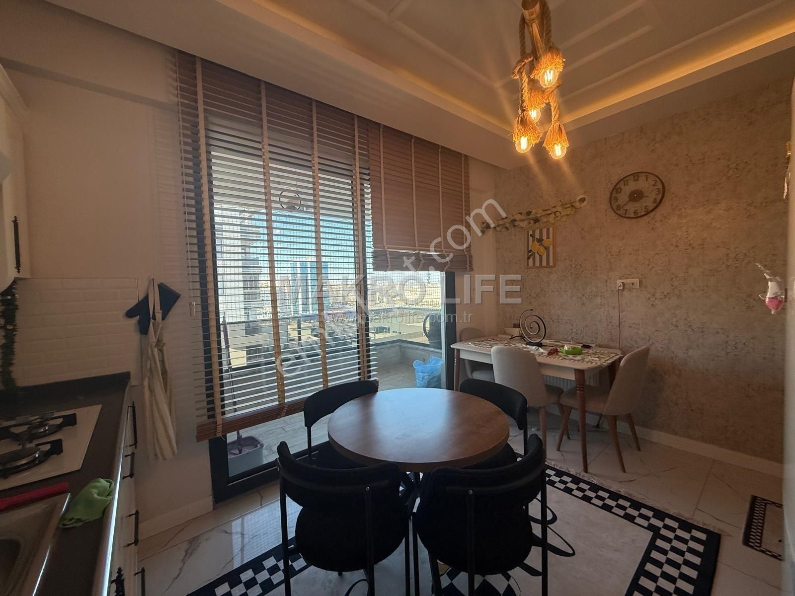 Urfa Yolu Mercedes Bayii Arkasında Eşyalı Kiralık 2+1 Daire, 95m² Brüt, 90m² Net Kullanım Alanı! - Görsel 2