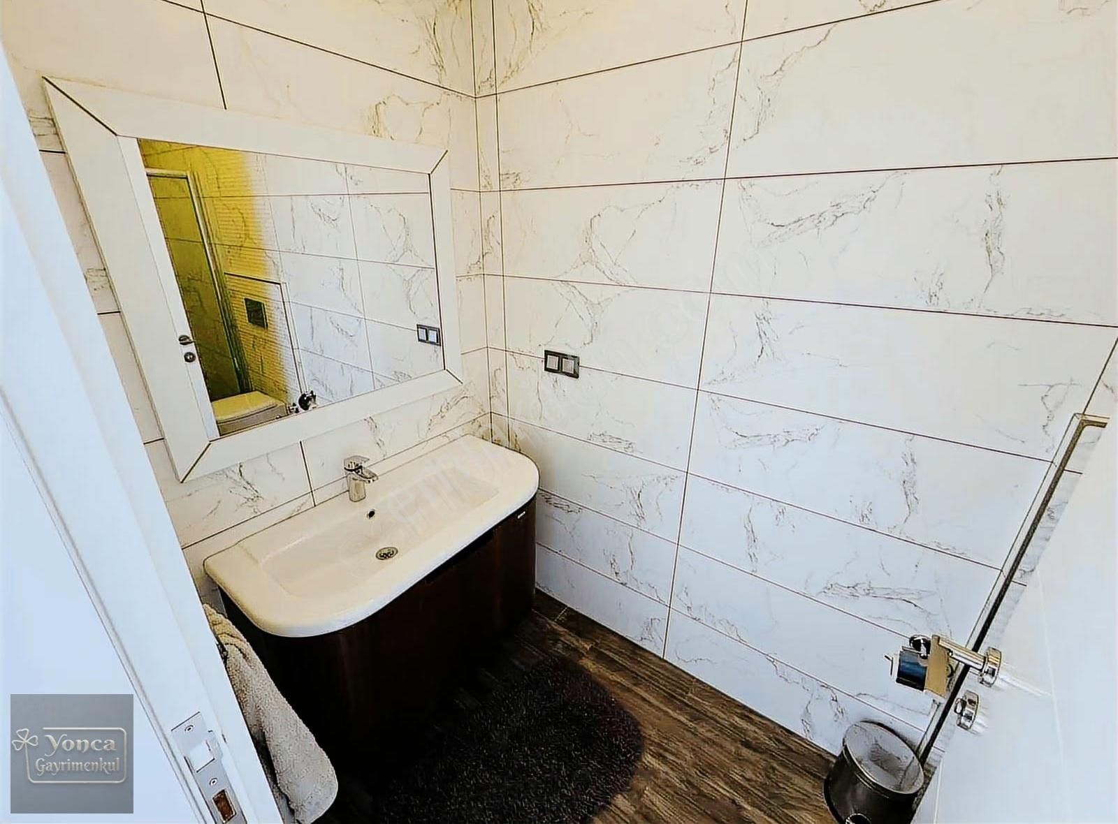 Alanya Merkez Site İçi 2+1 Dubles Full Eşyalı Denize 200 Metre - Görsel 22