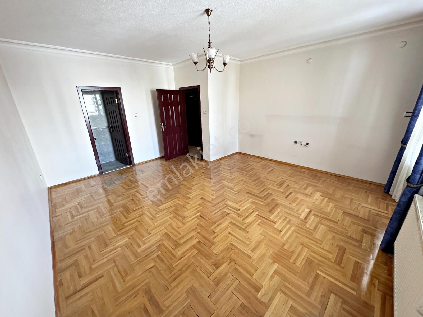 5+1 2 Bloklu Sitede Şehir Hastanesi Karşısı Bölgede Emsalsiz - Görsel 18