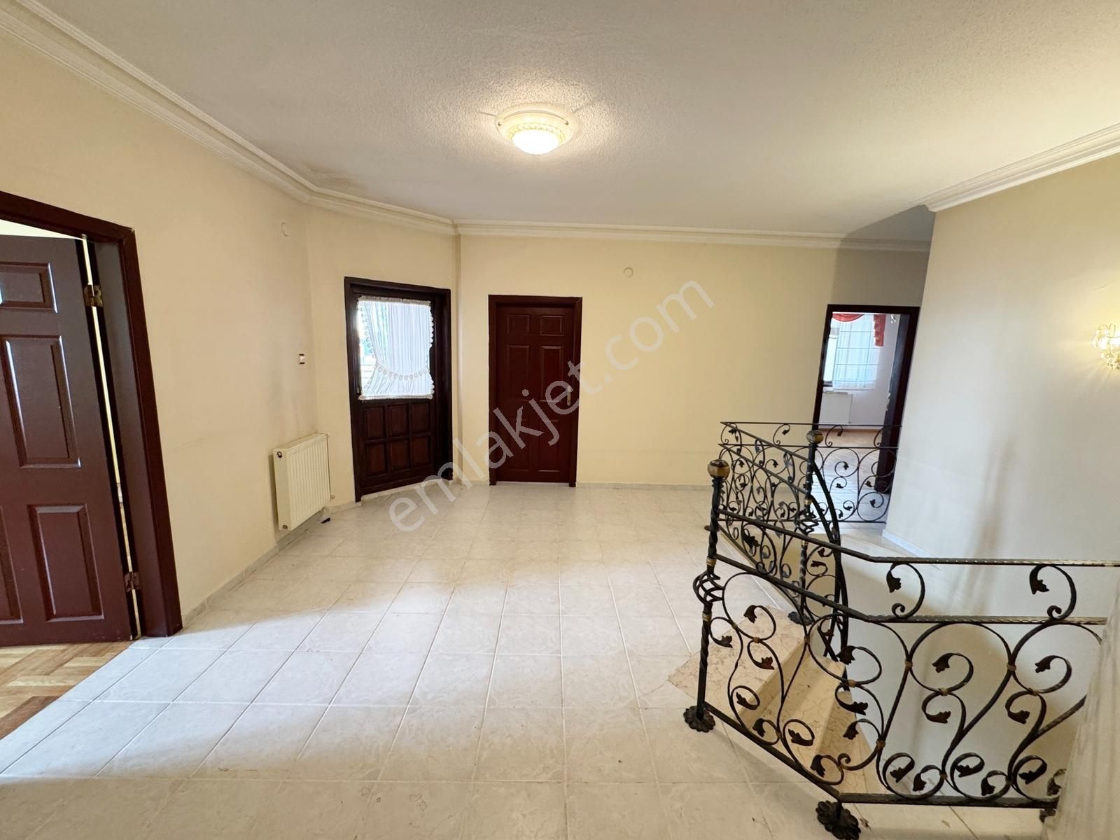 5+1 2 Bloklu Sitede Şehir Hastanesi Karşısı Bölgede Emsalsiz - Görsel 13