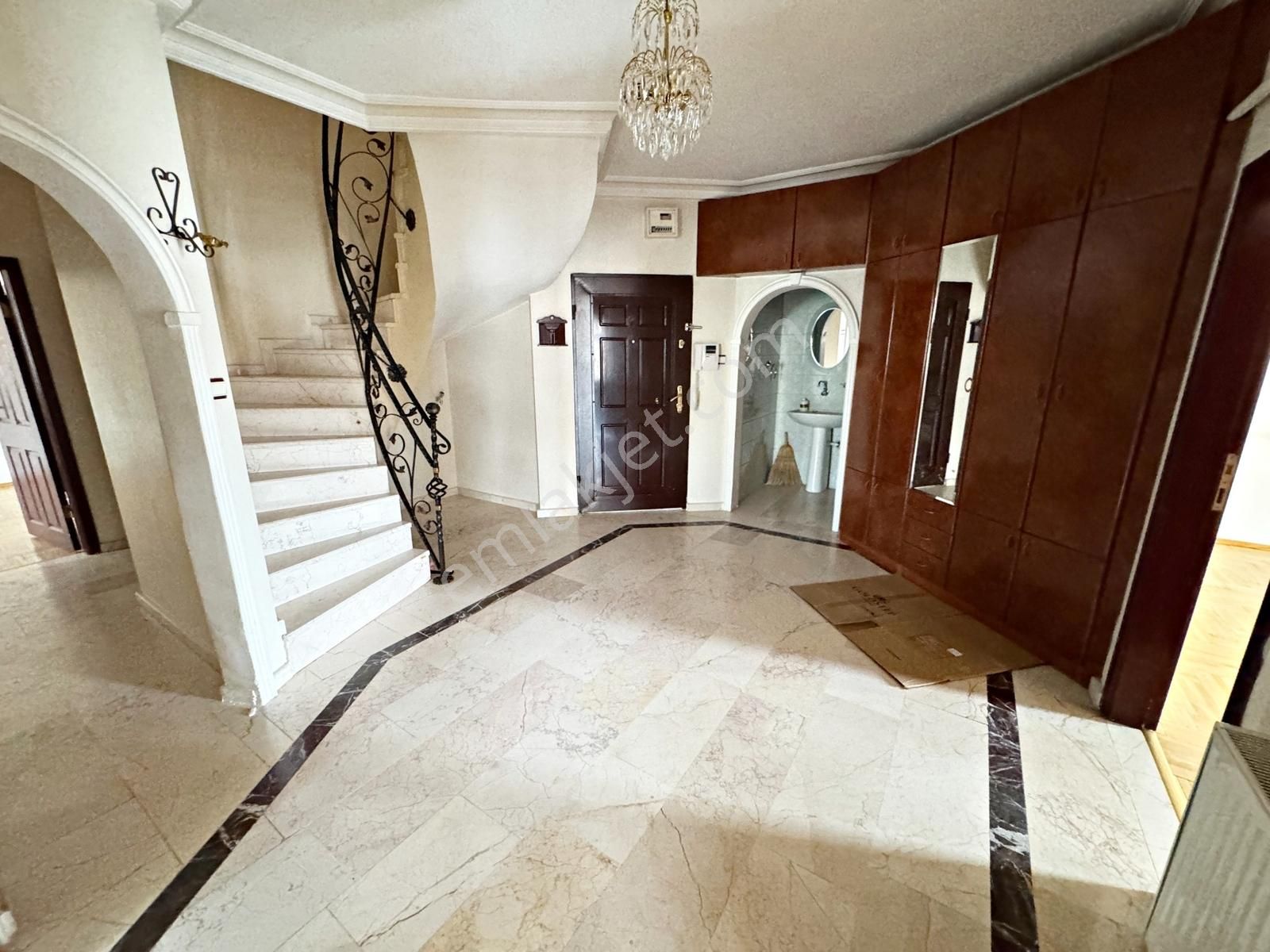 5+1 2 Bloklu Sitede Şehir Hastanesi Karşısı Bölgede Emsalsiz - Görsel 21