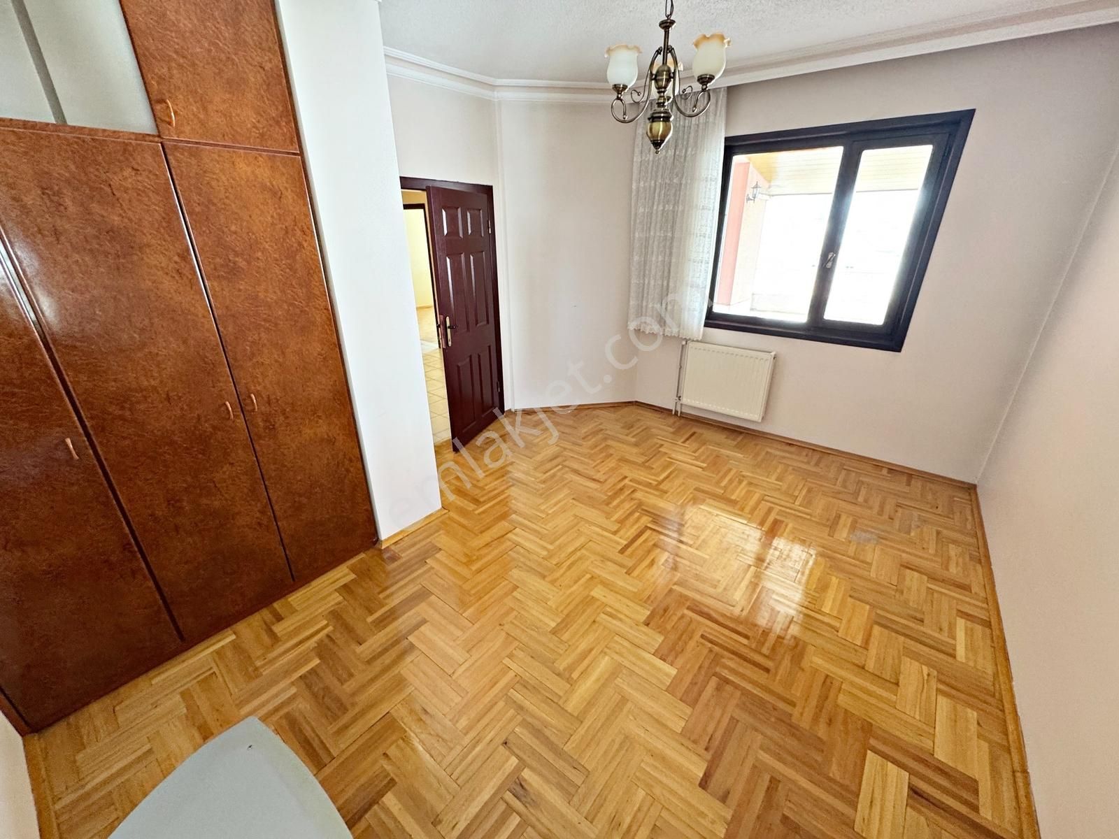 5+1 2 Bloklu Sitede Şehir Hastanesi Karşısı Bölgede Emsalsiz - Görsel 27