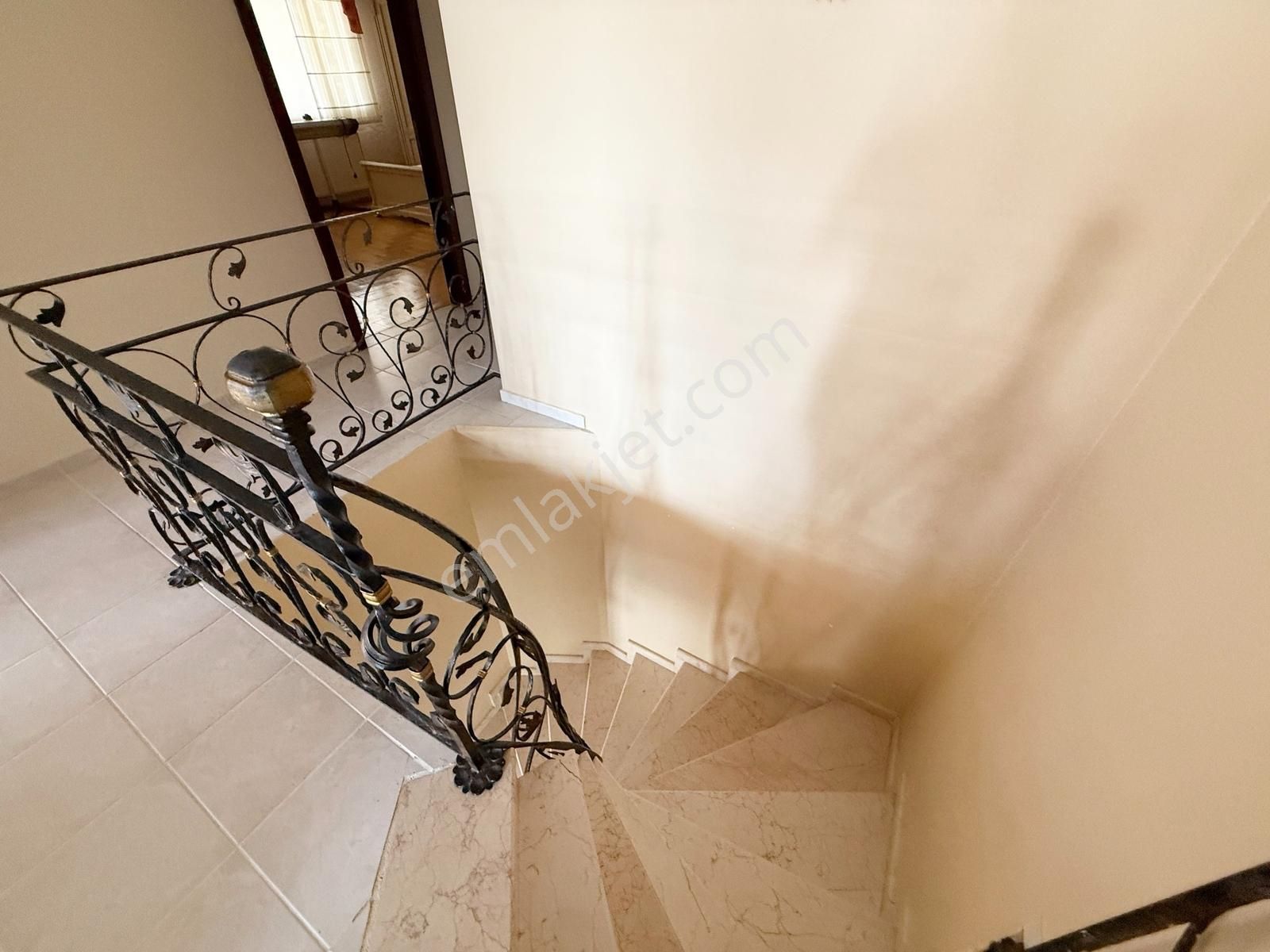 5+1 2 Bloklu Sitede Şehir Hastanesi Karşısı Bölgede Emsalsiz - Görsel 29