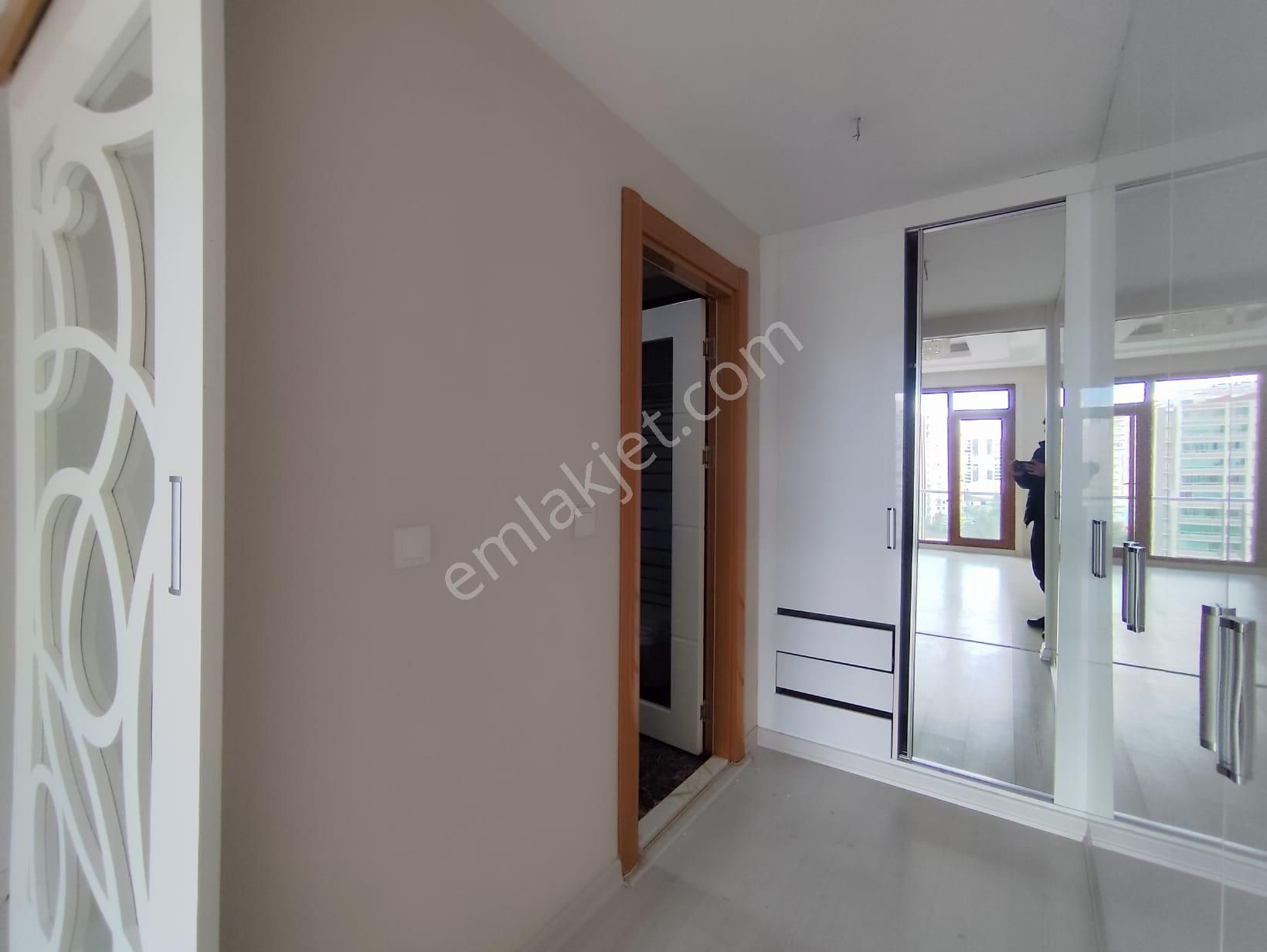 Şehir Hastanesi Civarı Satılık Prestijli 4+1 Ara Kat Daire - Görsel 19