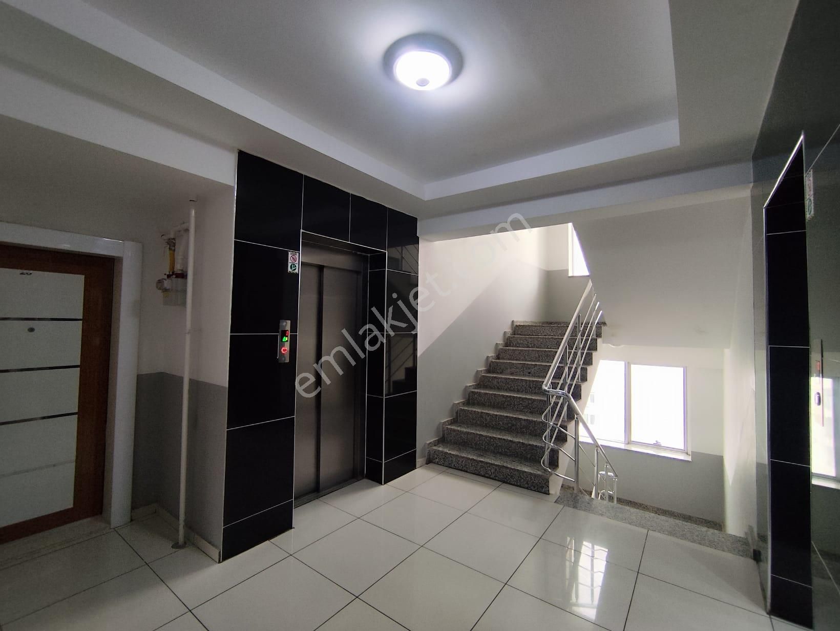 Şehir Hastanesi Civarı Satılık Prestijli 4+1 Ara Kat Daire - Görsel 30