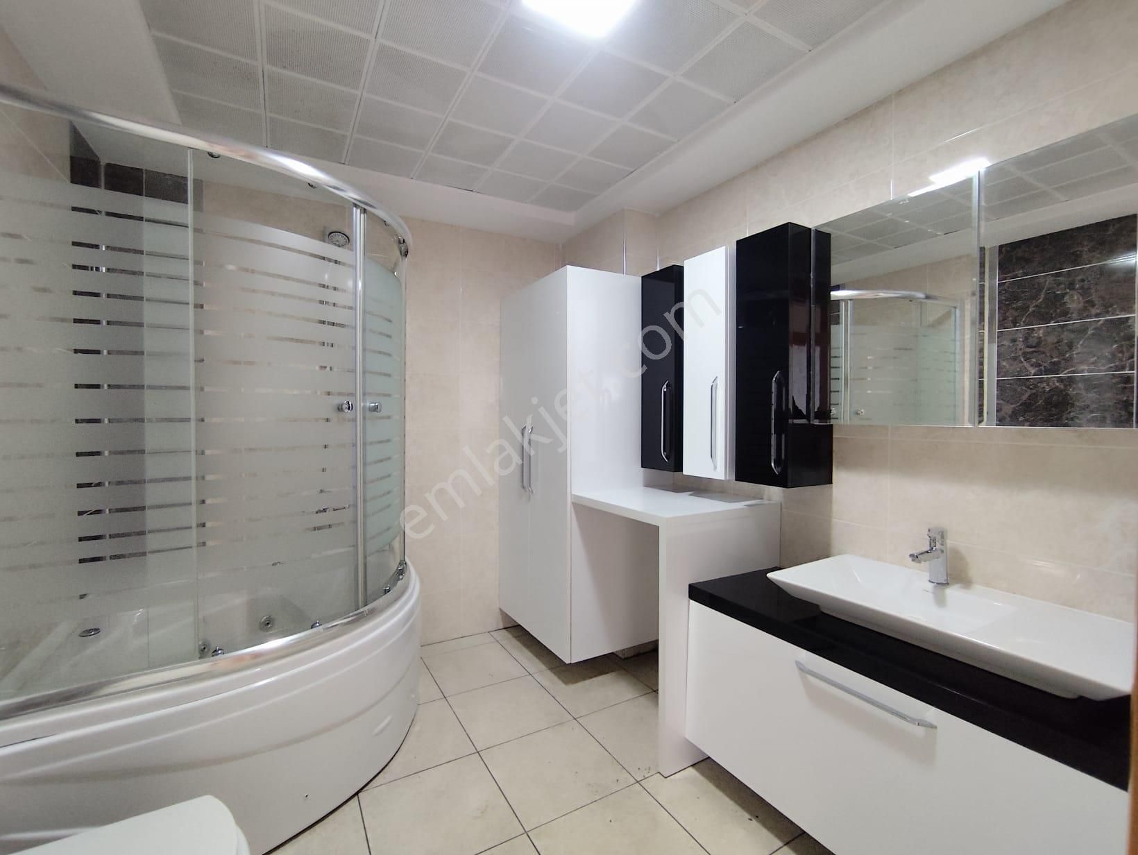 Şehir Hastanesi Civarı Satılık Prestijli 4+1 Ara Kat Daire - Görsel 13
