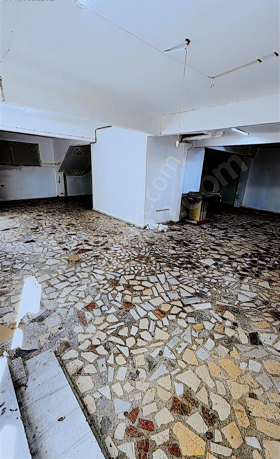 M.a.y Group'tan Livza Sitesi Yanı Köşe Satılık Dükkan