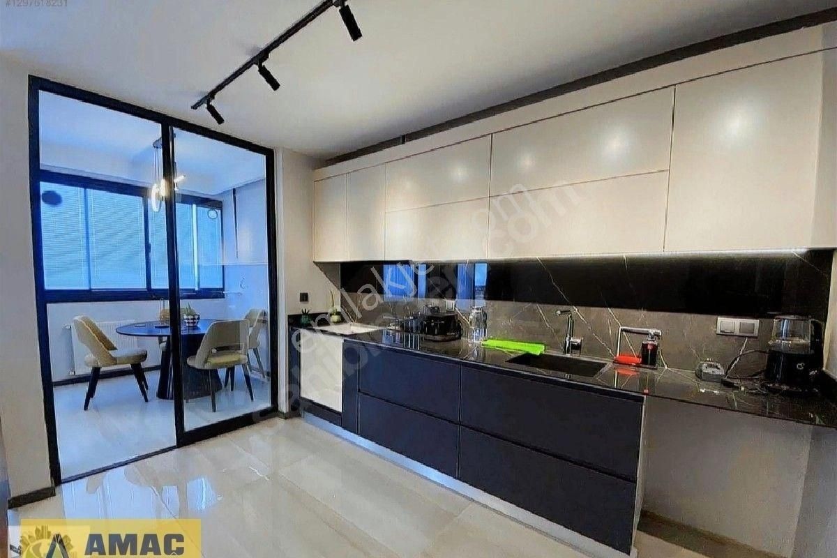 Kabasakal Altunova İnş 3+1 A.mtfk/ç.bnyo/g.odalı Lüx Daire