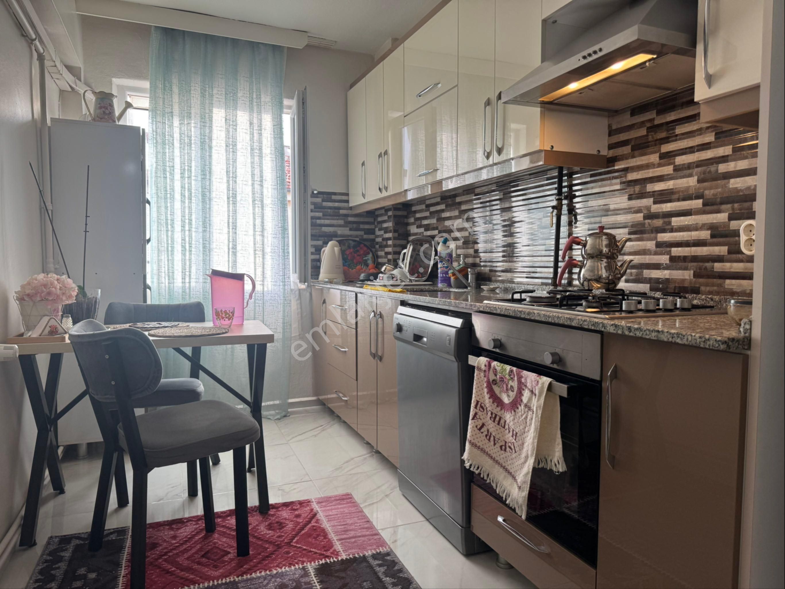 Şehrin Merkezi Mimar Sinan Mah Satılık Tadilatlı Dairemiz - Görsel 3