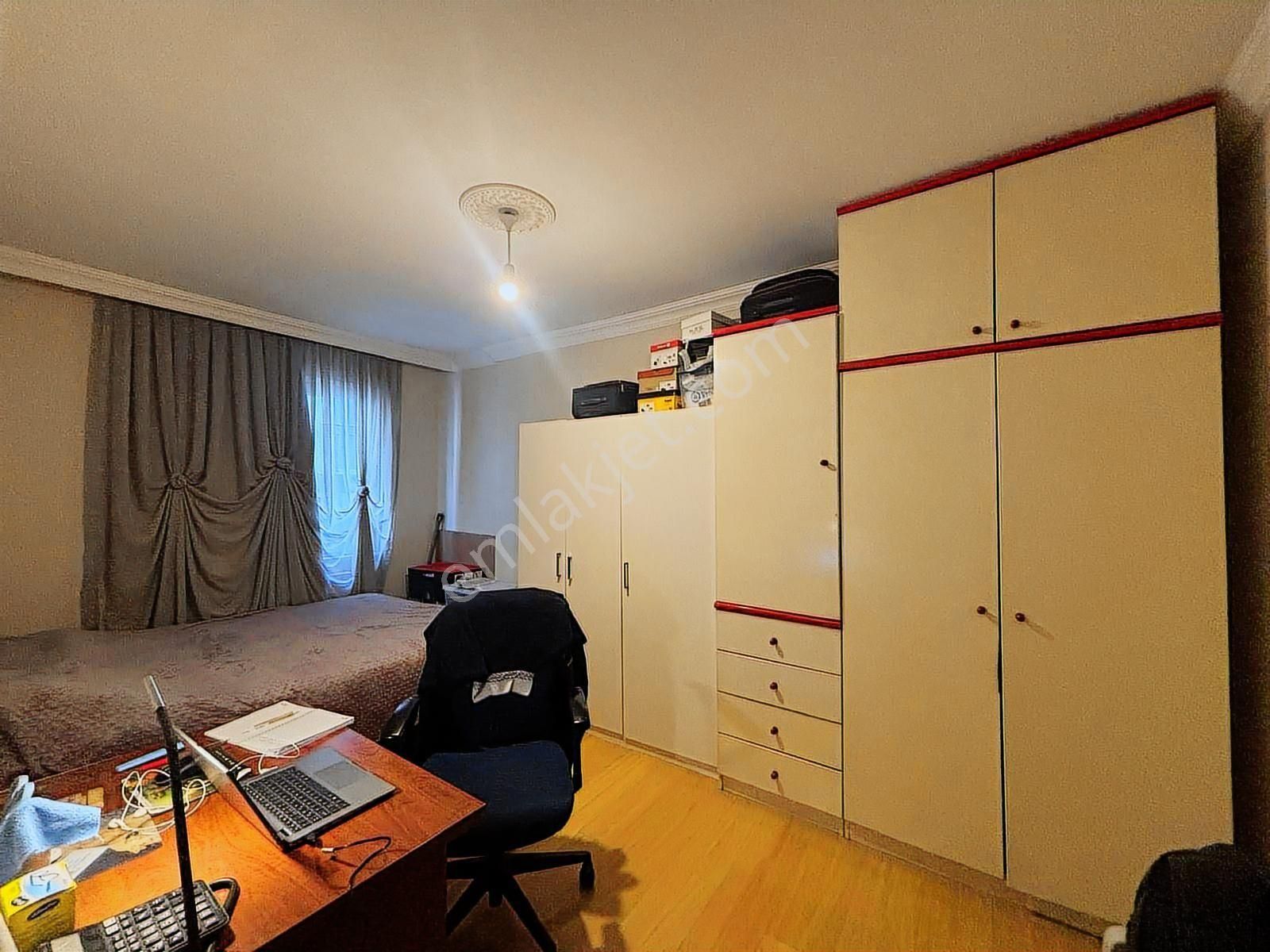 Kaçmazdan_yüksek Girişli Oldukça Geniş Satılık Dairemiz - Görsel 7