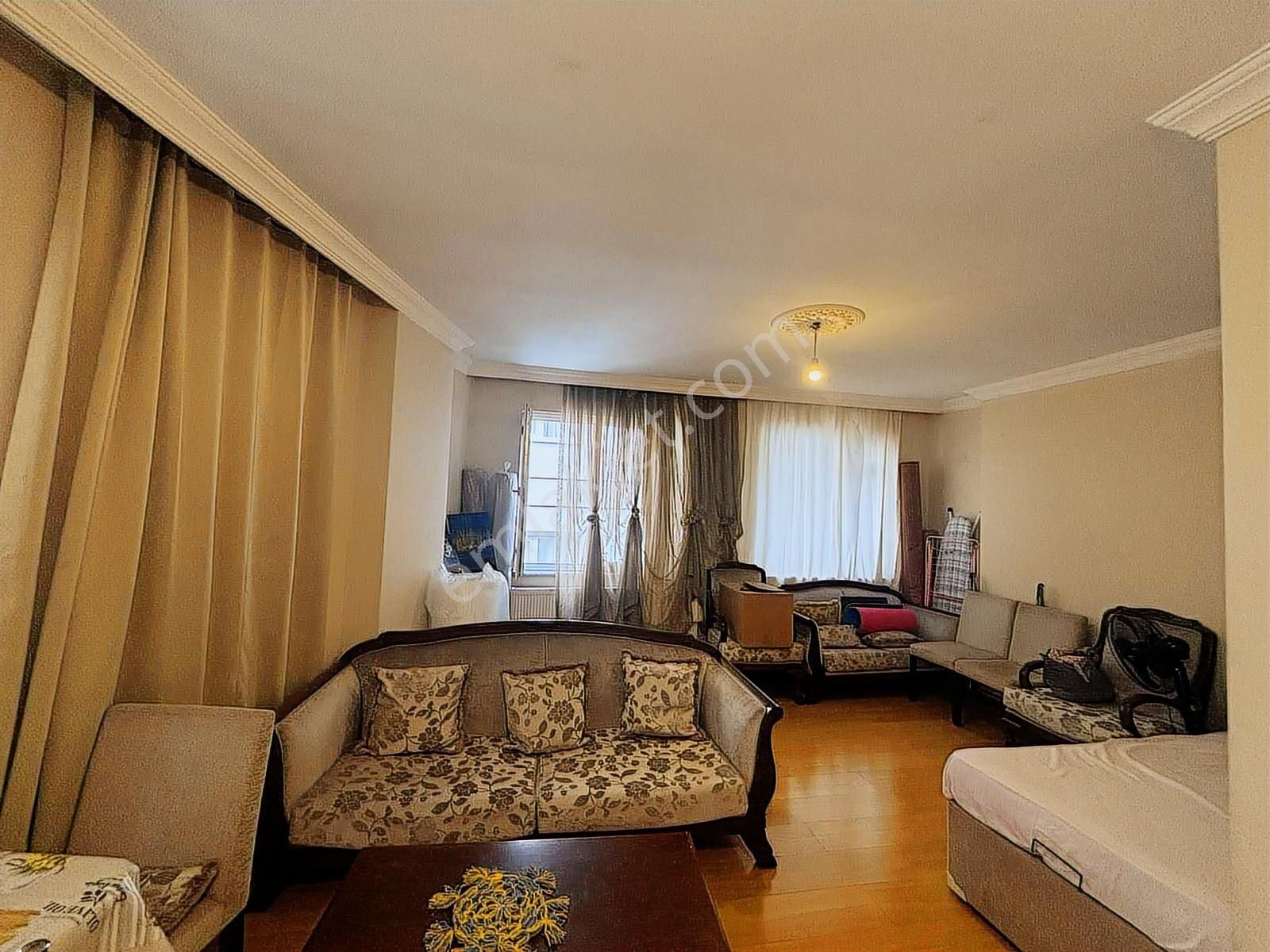 Kaçmazdan_yüksek Girişli Oldukça Geniş Satılık Dairemiz - Görsel 5