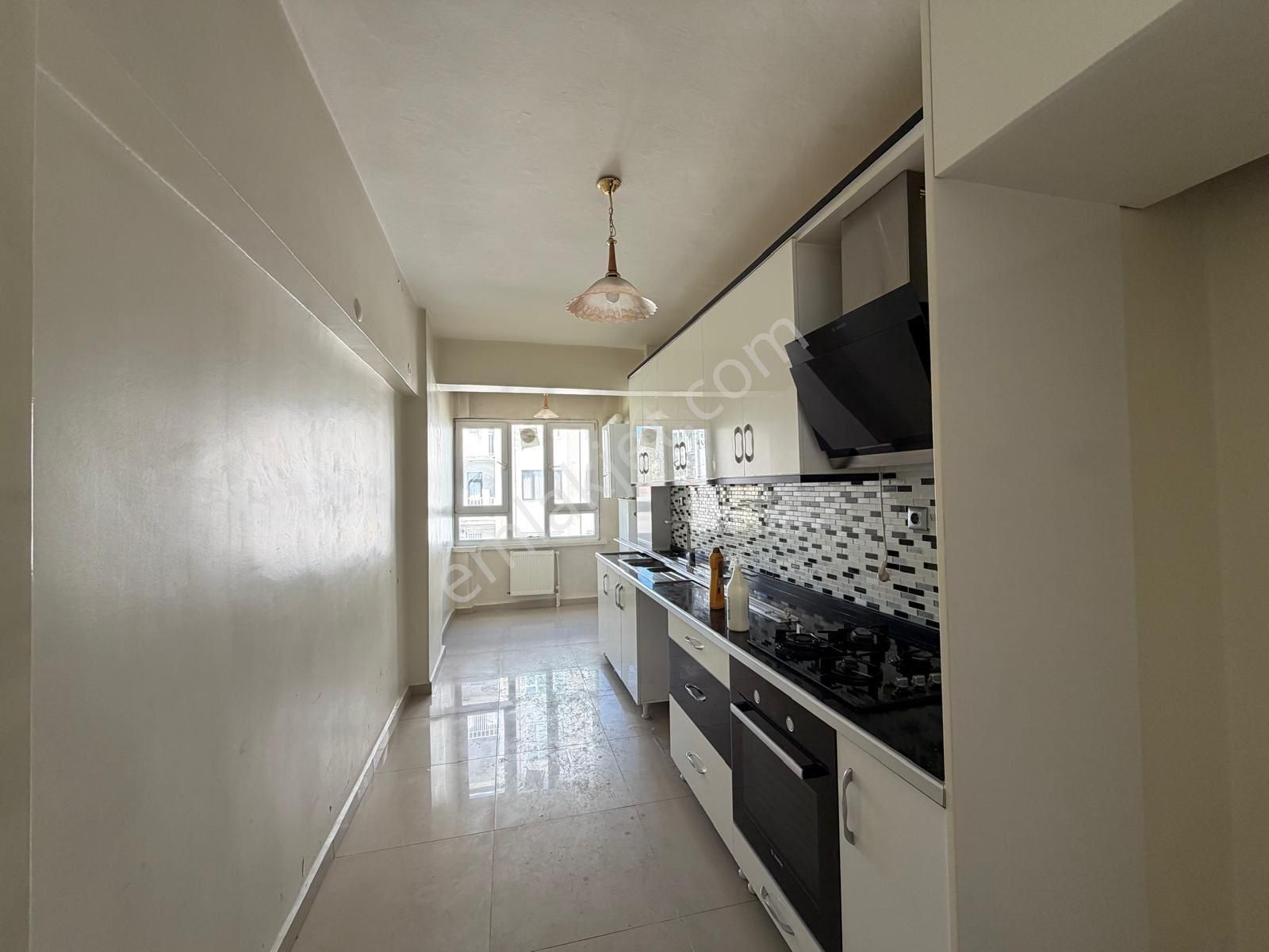 Ofiste 3+1 Ara Kat Kiralık Daire - Görsel 12