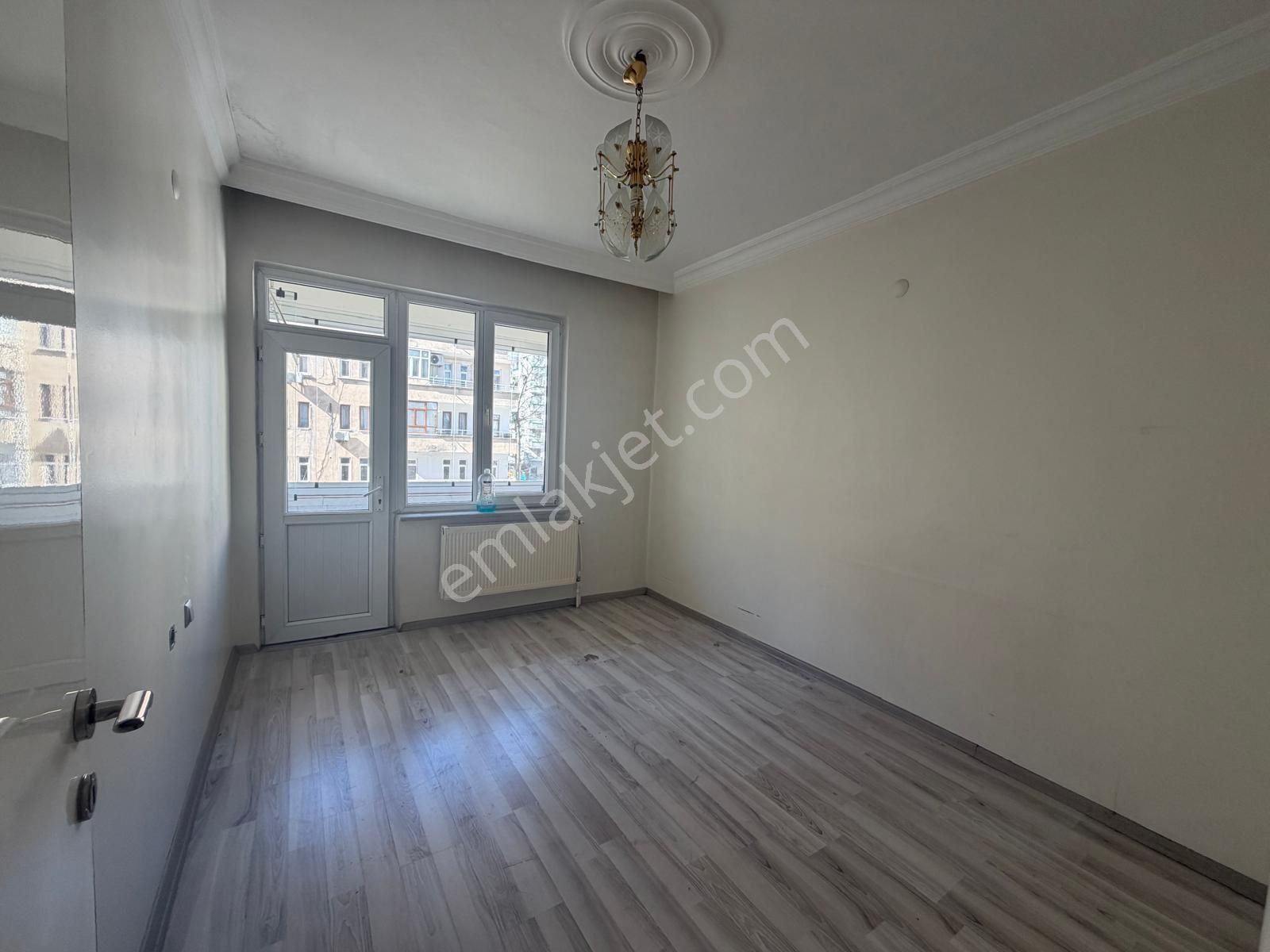 Ofiste 3+1 Ara Kat Kiralık Daire - Görsel 11