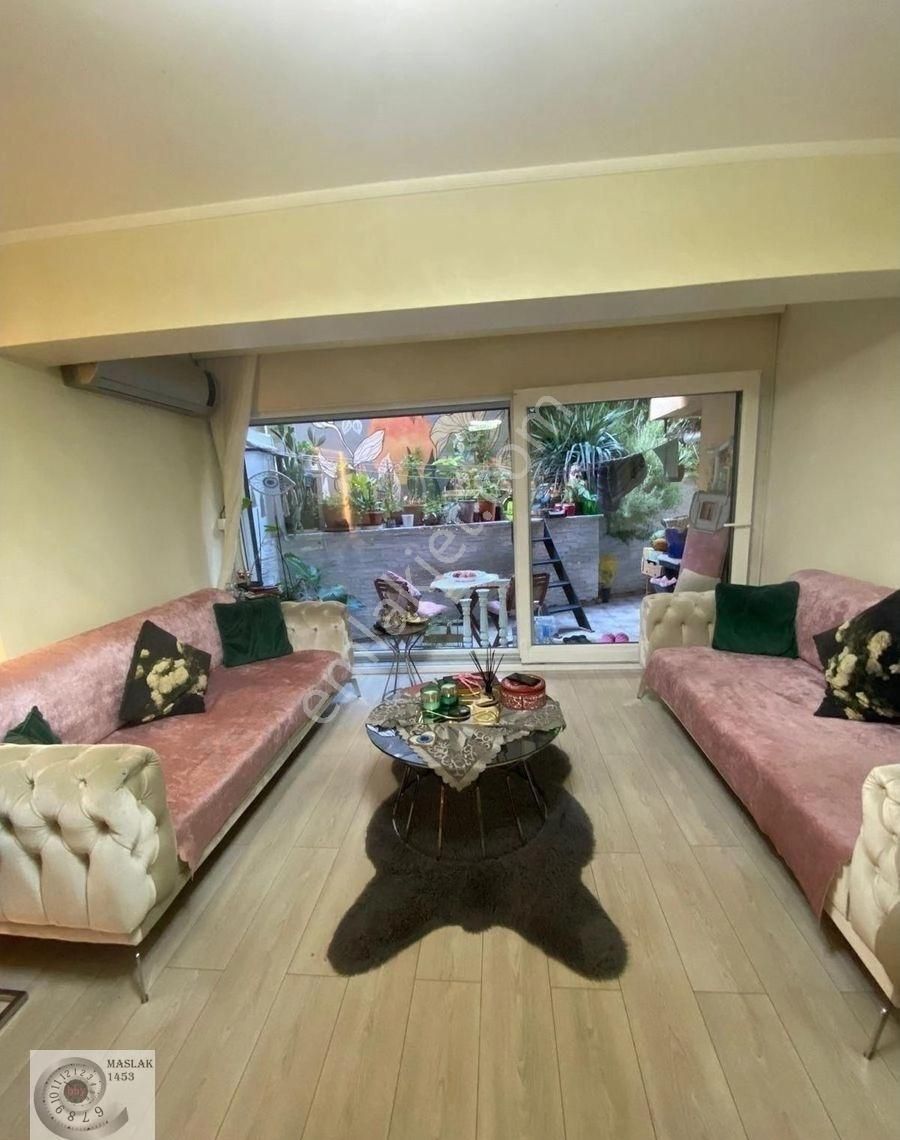 Ortaköy'de Özel Tasarım Geniş Bahçe Kullanımlı Satılık Giriş Kat***acil Satılık*** - Görsel 15