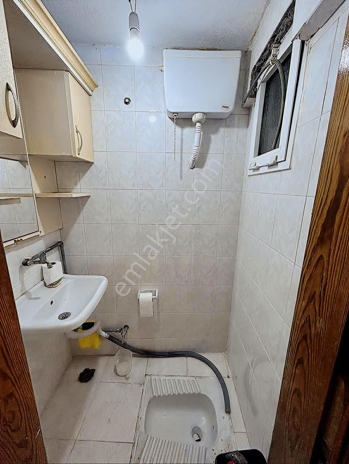 Kapalı Mutfak Arakat 2+1 Geniş Kiralık Daire - Görsel 2