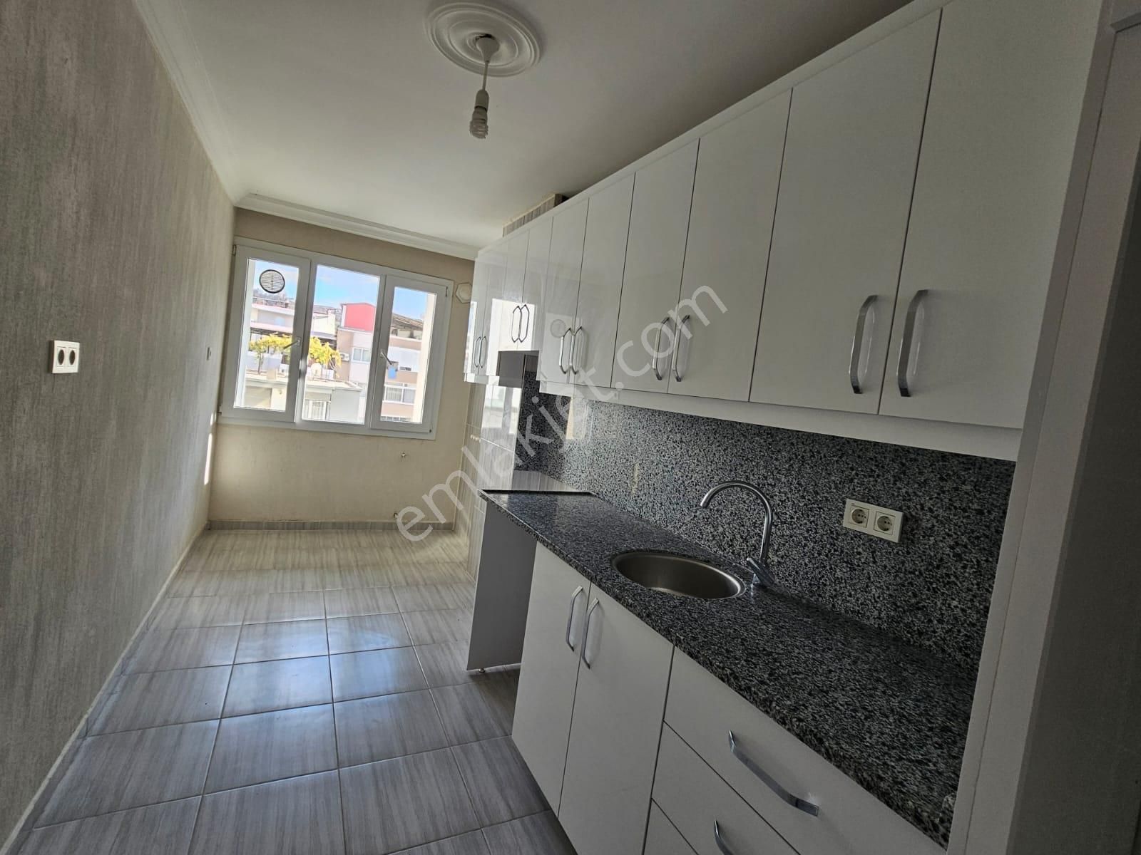 Buca Yeşilbağlar Mah Satılık 106m2 3+1 4 Kat Kullanışlı Daire - Görsel 10