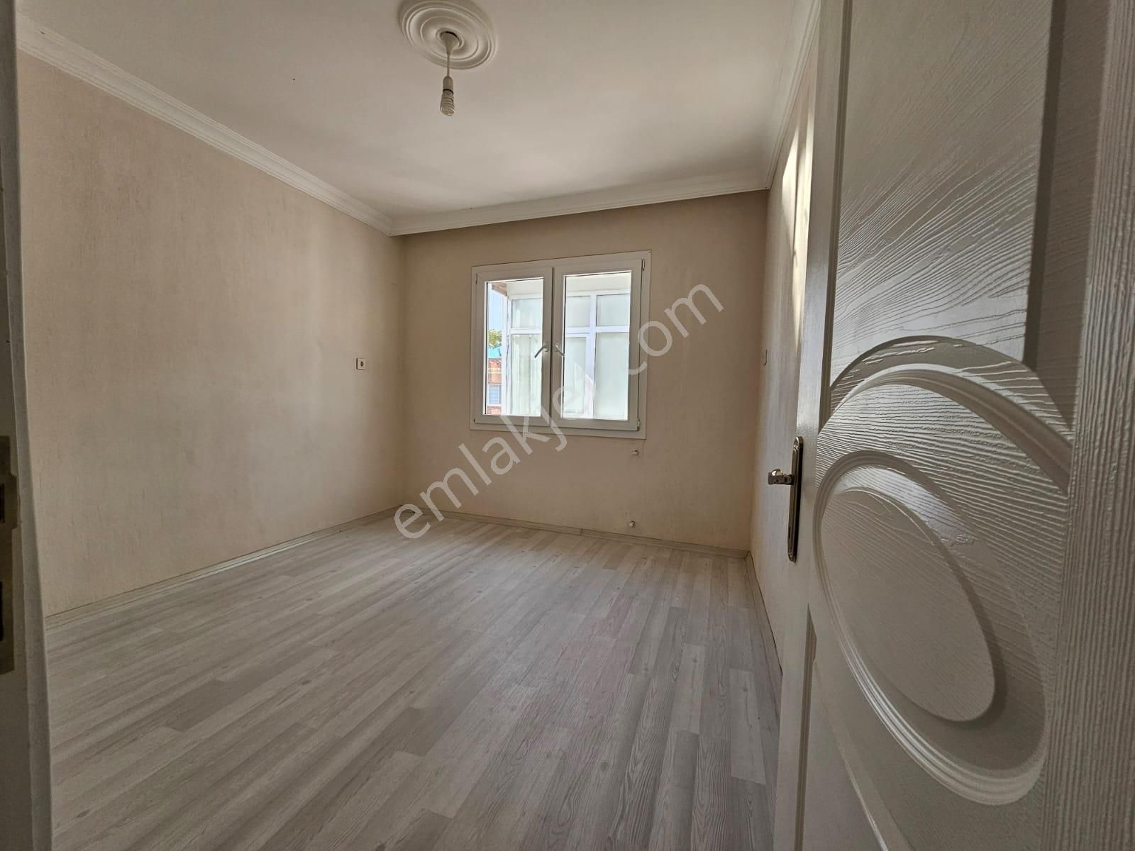 Buca Yeşilbağlar Mah Satılık 106m2 3+1 4 Kat Kullanışlı Daire - Görsel 9