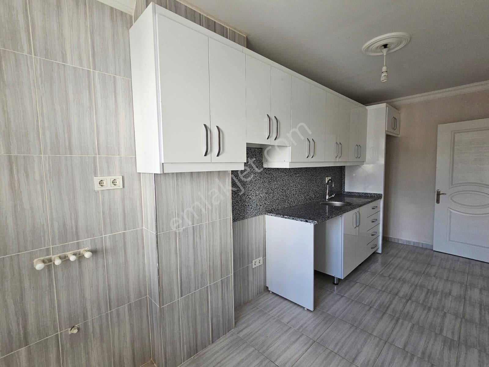 Buca Yeşilbağlar Mah Satılık 106m2 3+1 4 Kat Kullanışlı Daire - Görsel 12