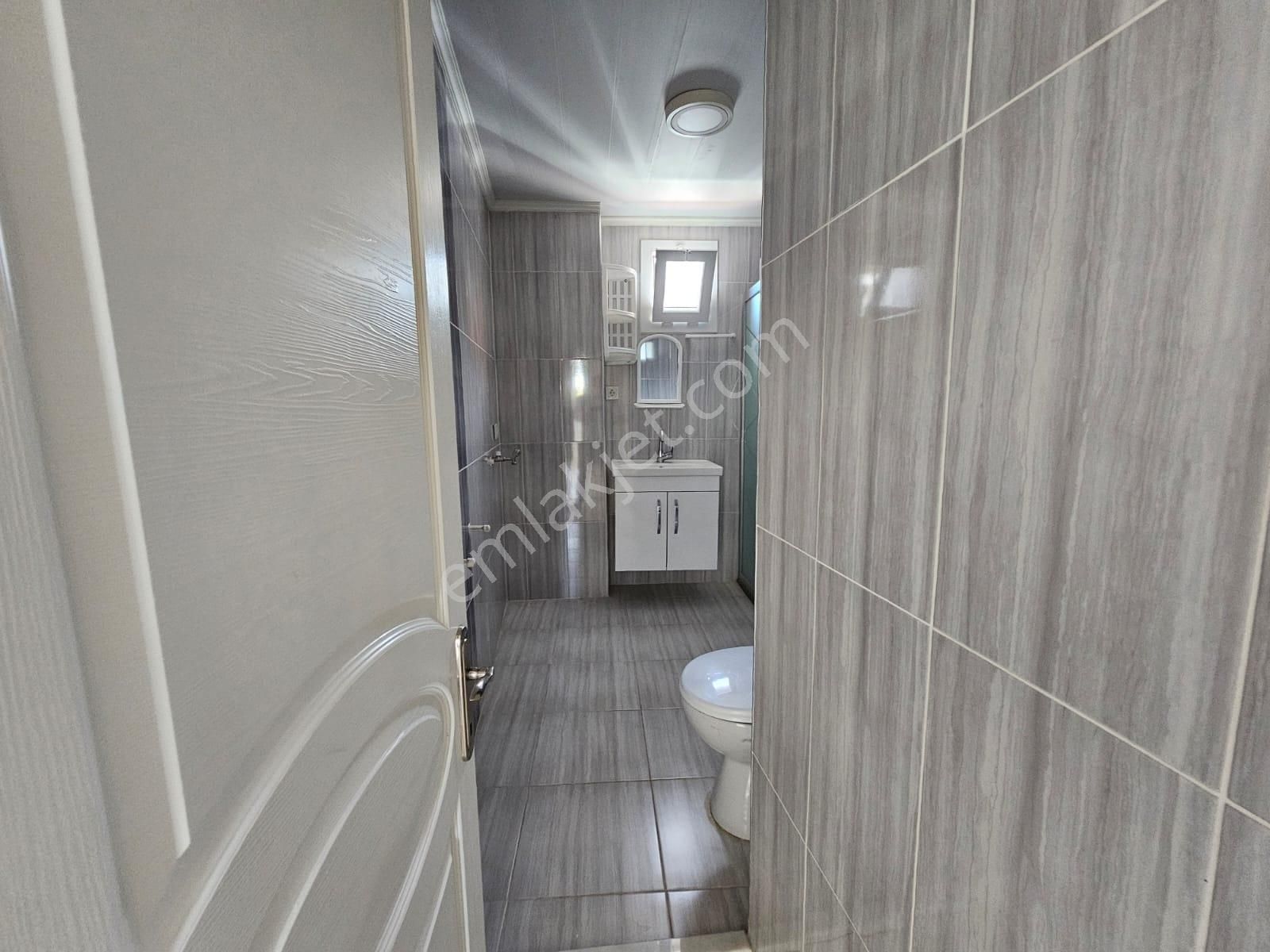Buca Yeşilbağlar Mah Satılık 106m2 3+1 4 Kat Kullanışlı Daire - Görsel 3