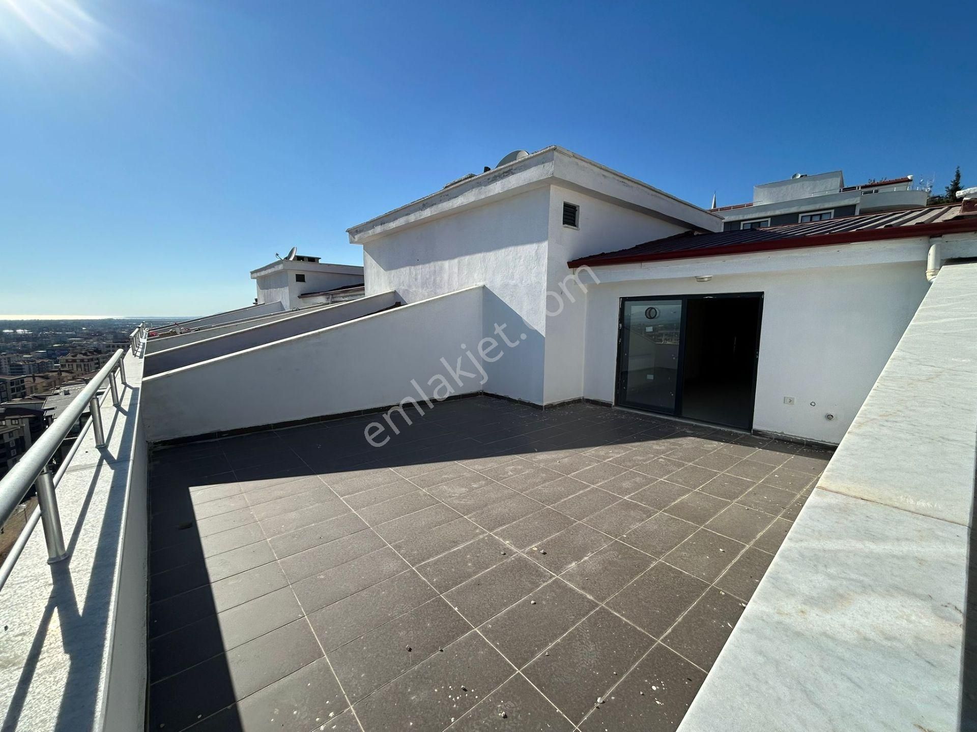Yükselden Satılık Atatürkte Full Panoramik Manzaralı Geniş 4+1 Dubleks - Görsel 2