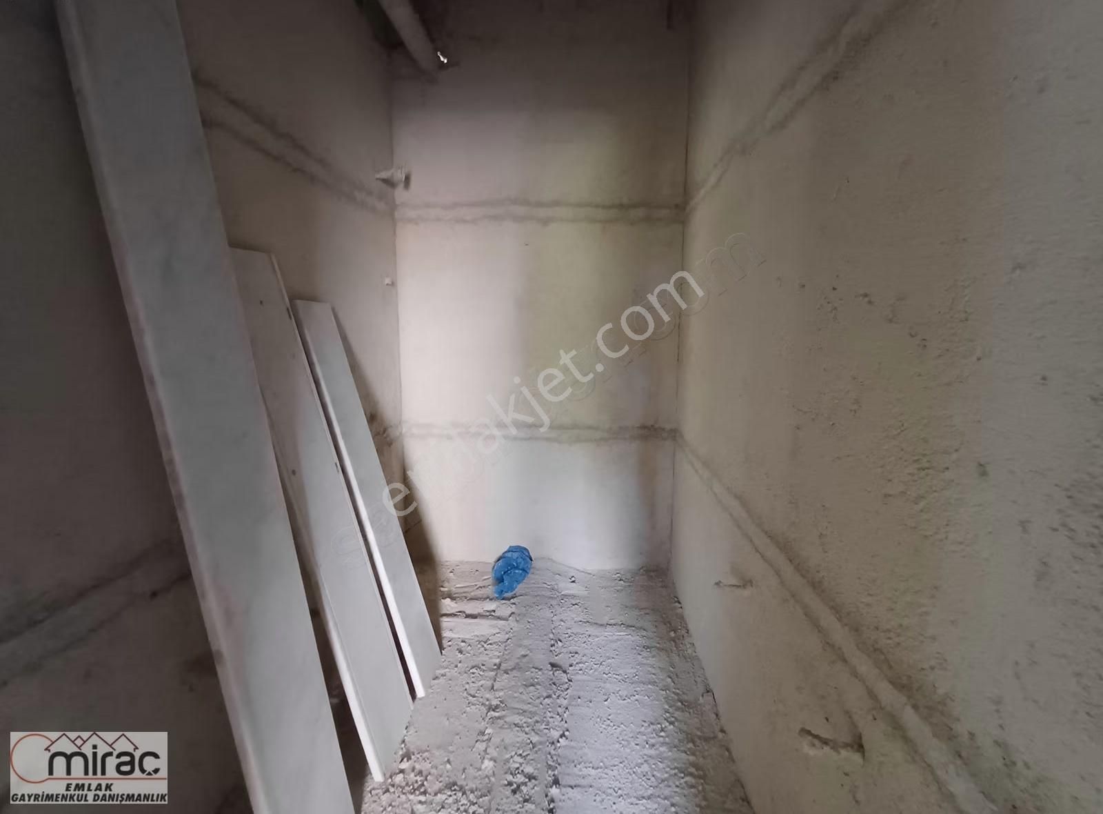 Manavgat Sarılar Çamlık Bölgesi'nde 3+1 Arakat Daire - Görsel 5