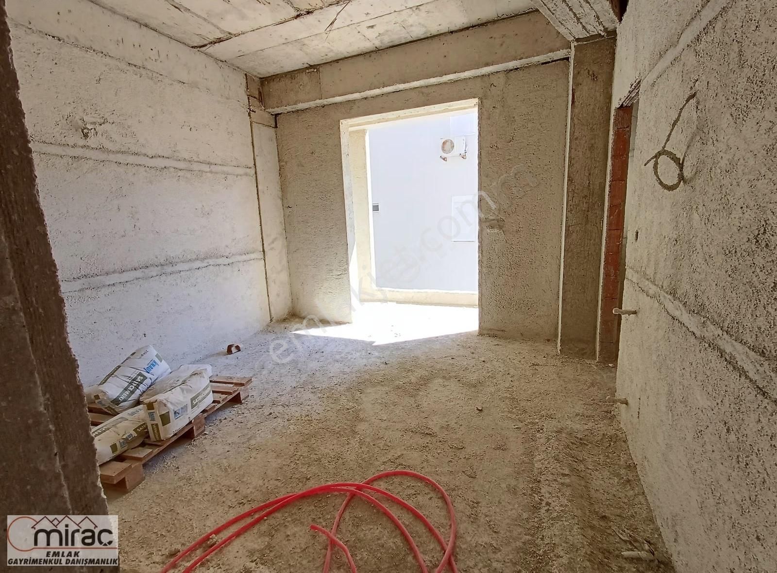 Manavgat Sarılar Çamlık Bölgesi'nde 3+1 Arakat Daire - Görsel 16