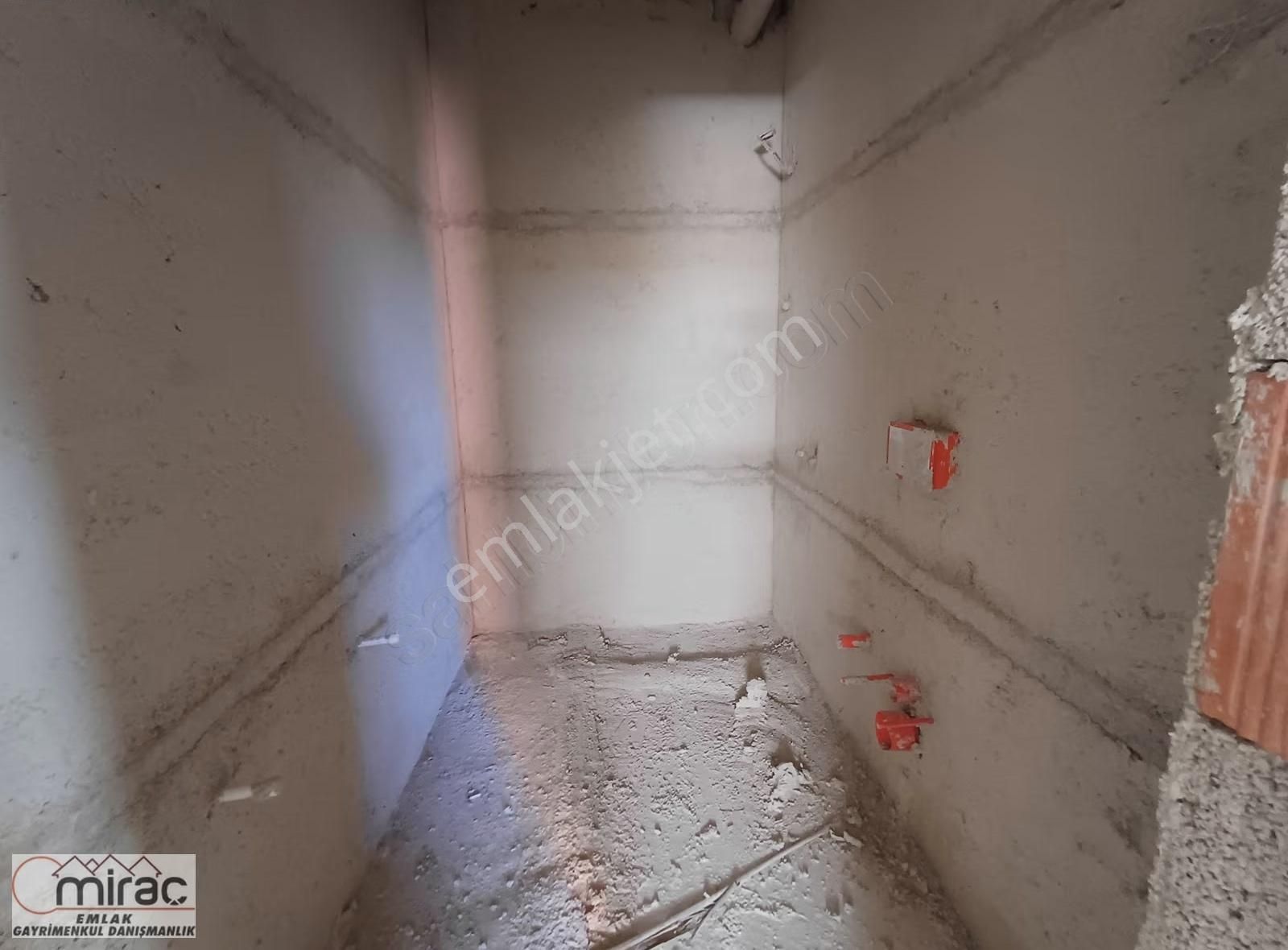 Manavgat Sarılar Çamlık Bölgesi'nde 3+1 Arakat Daire - Görsel 13