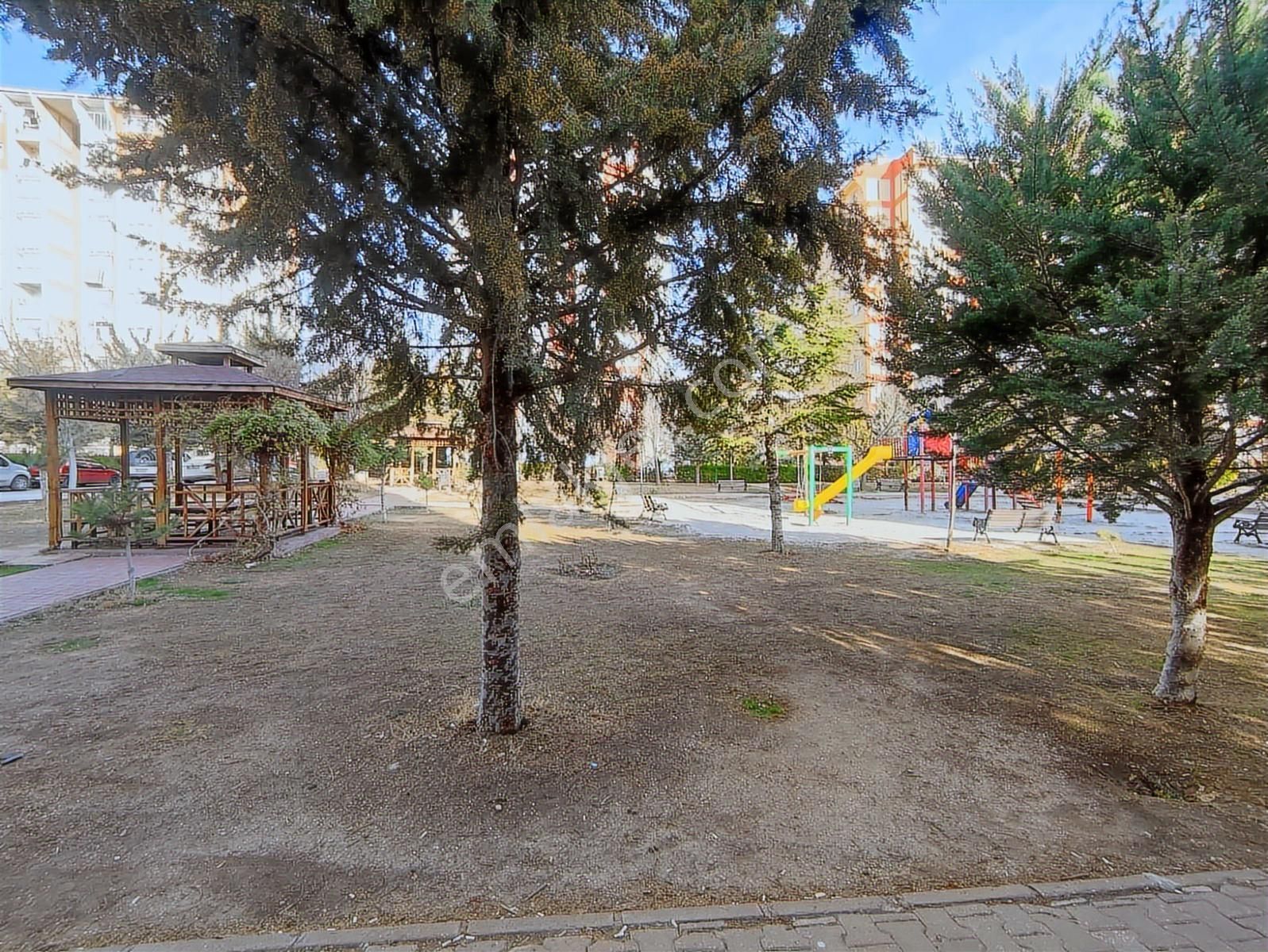 Beyhekim Toki 2+1 Ara Kat Doğu Güney Cepheli Satılık Daire (boş) - Görsel 8