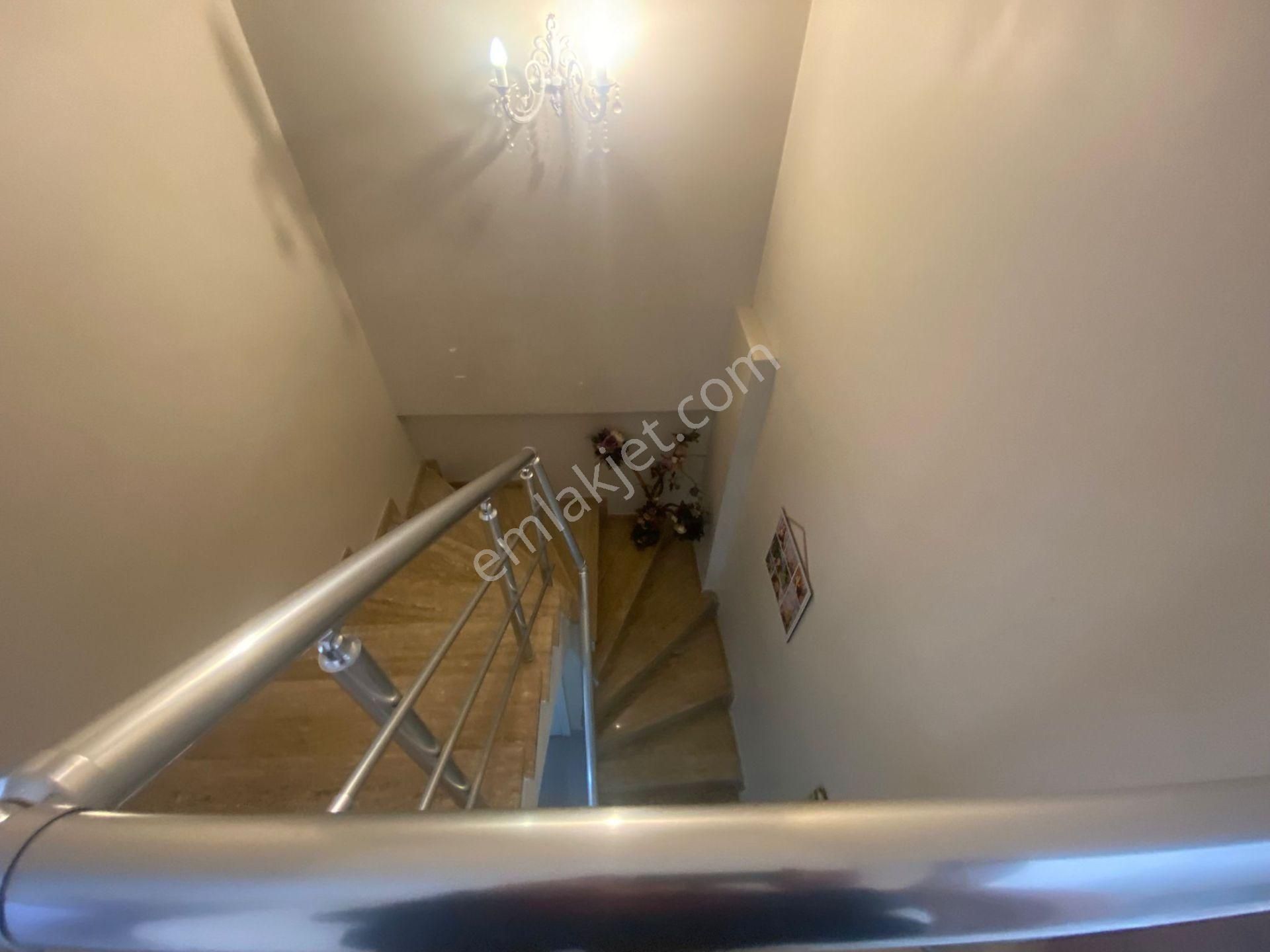 Bursa Yıldırım Akçağlayan'da 4+1 170m2 7 Yıllık Binada Dublex - Görsel 23