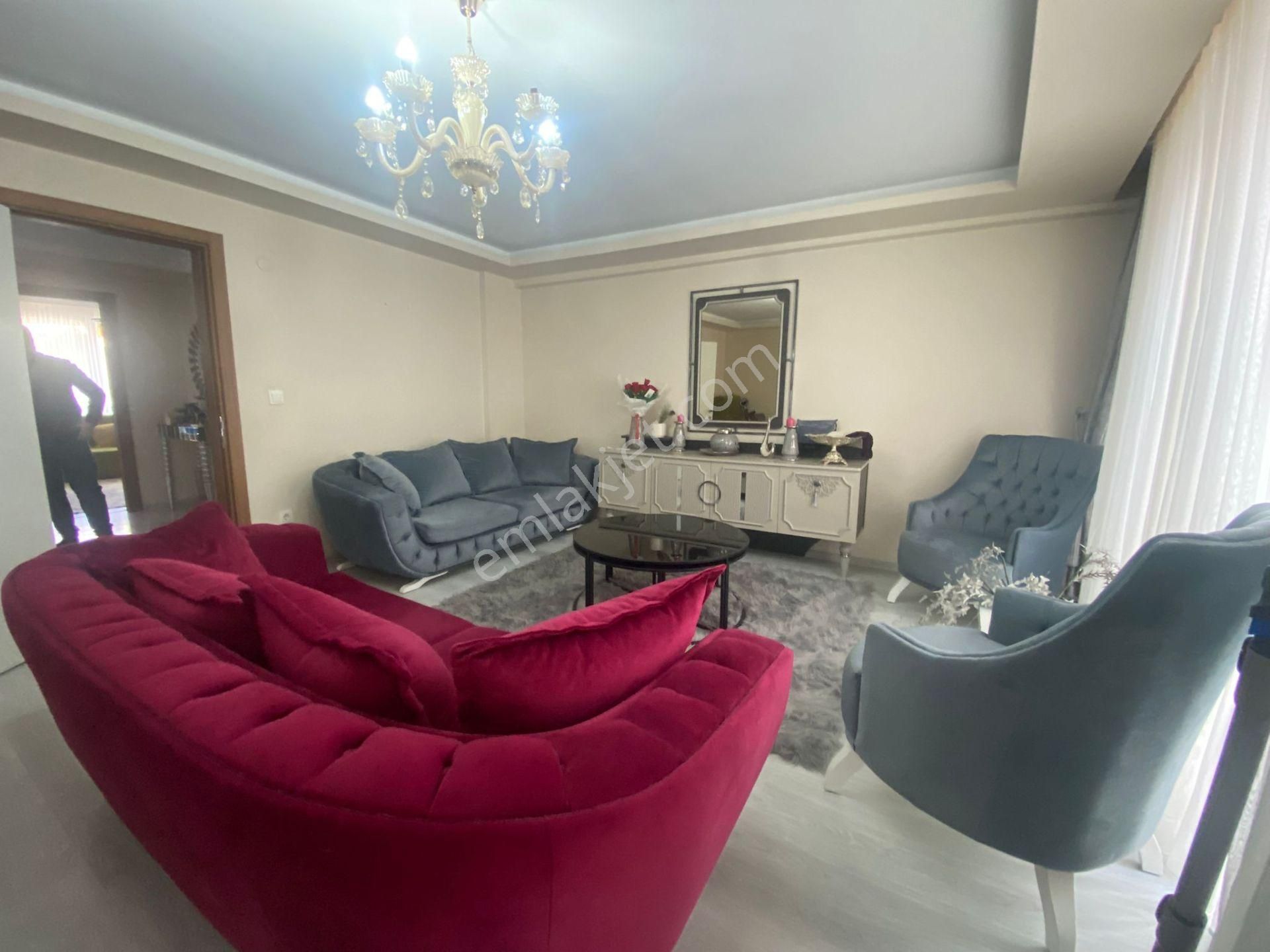 Bursa Yıldırım Akçağlayan'da 4+1 170m2 7 Yıllık Binada Dublex