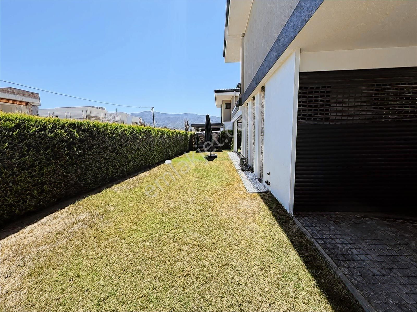 Sevgi Plajına Yakın Satılık 3+1 Villa - Görsel 32