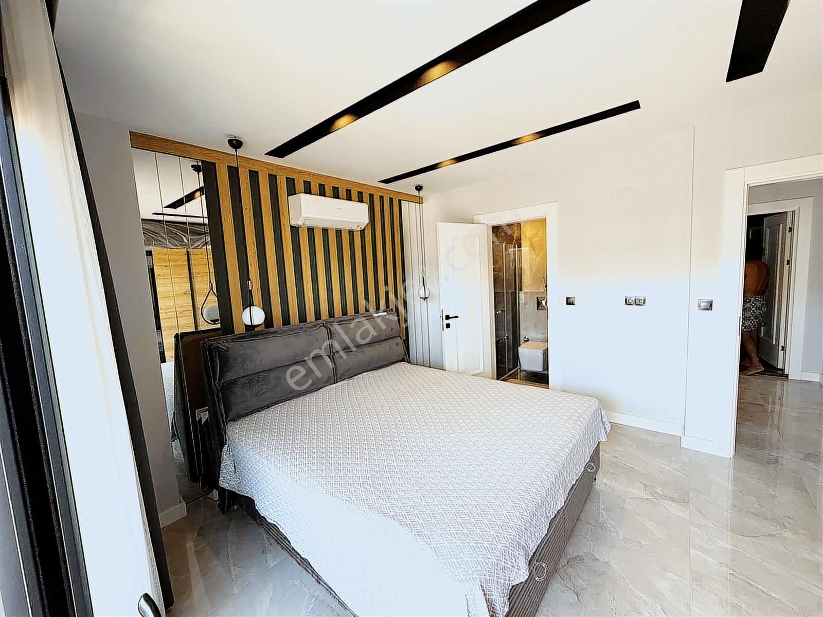 Sevgi Plajına Yakın Satılık 3+1 Villa - Görsel 17