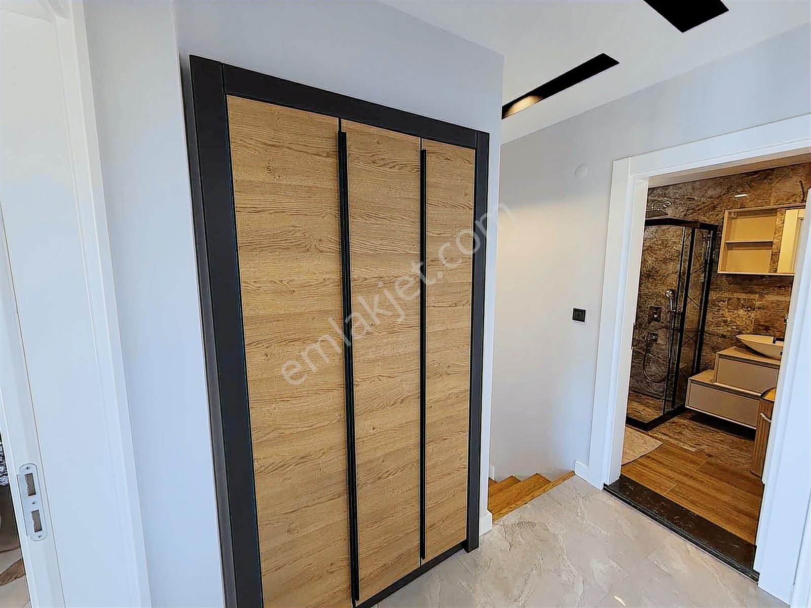 Sevgi Plajına Yakın Satılık 3+1 Villa - Görsel 28