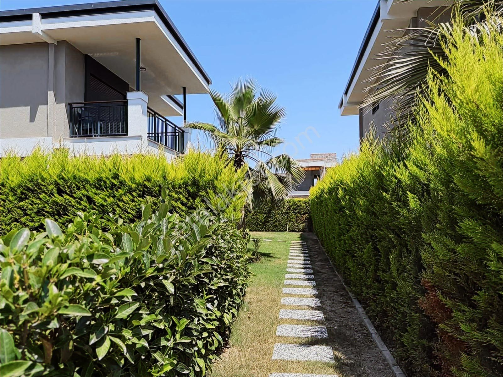 Sevgi Plajına Yakın Satılık 3+1 Villa - Görsel 20