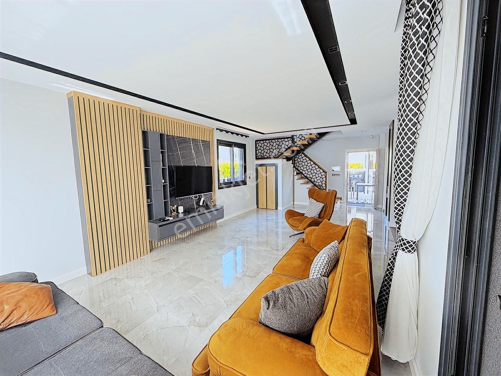 Sevgi Plajına Yakın Satılık 3+1 Villa - Görsel 26