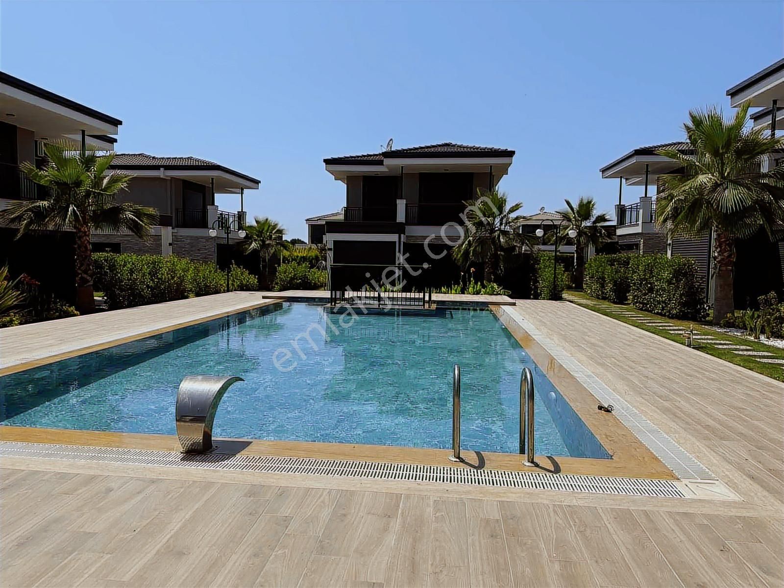 Sevgi Plajına Yakın Satılık 3+1 Villa