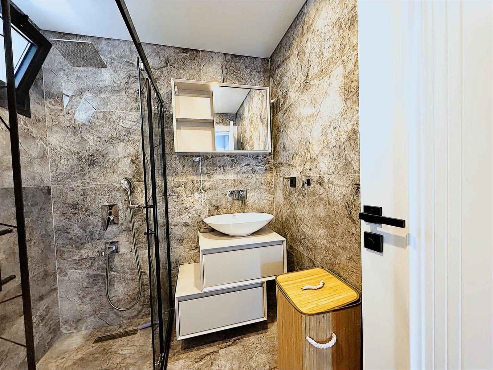 Sevgi Plajına Yakın Satılık 3+1 Villa - Görsel 9