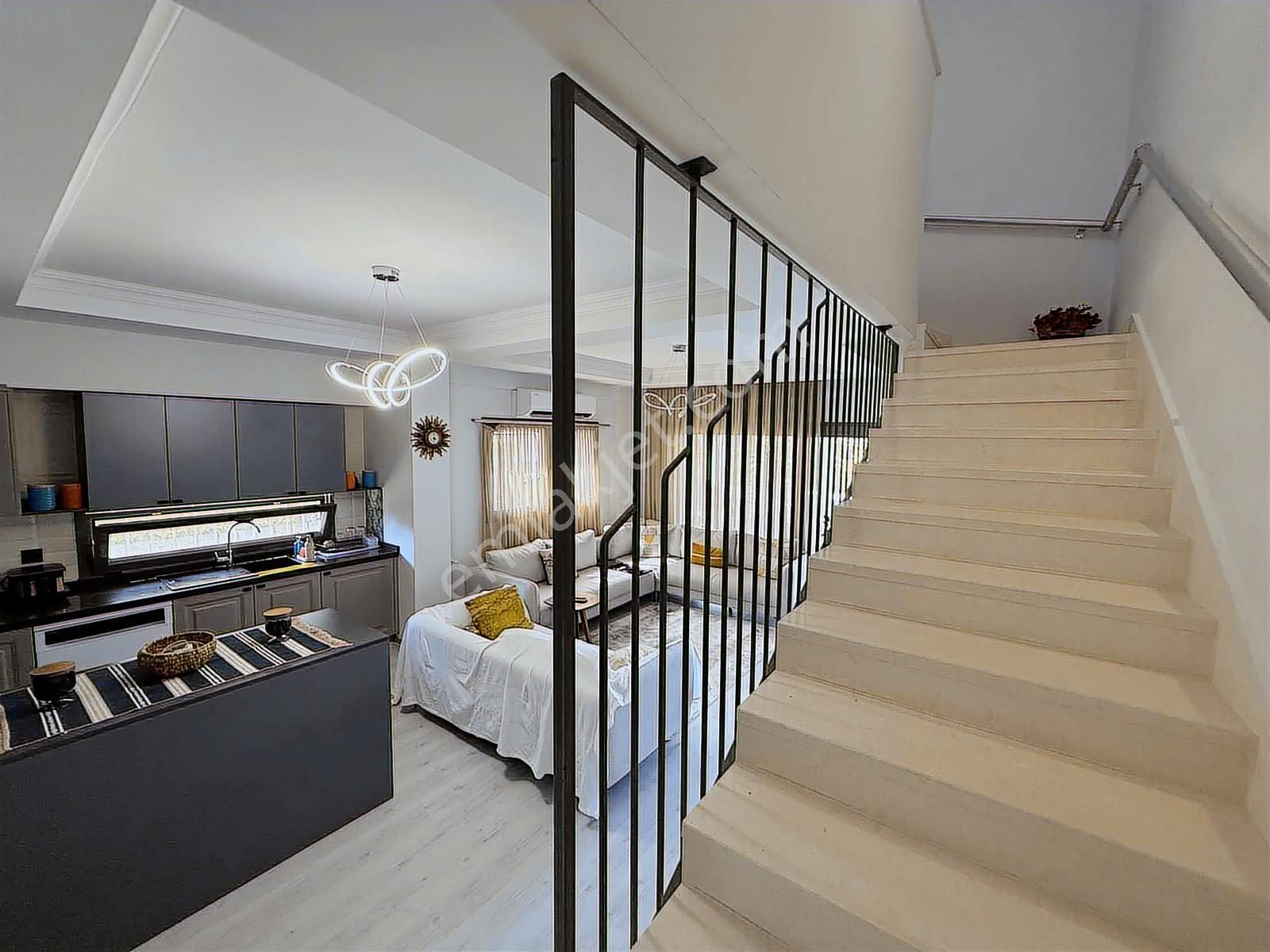 Kuşadası Sevgi Plajı Yakını Storia Bella Villaları Satılık 3+1 - Görsel 33