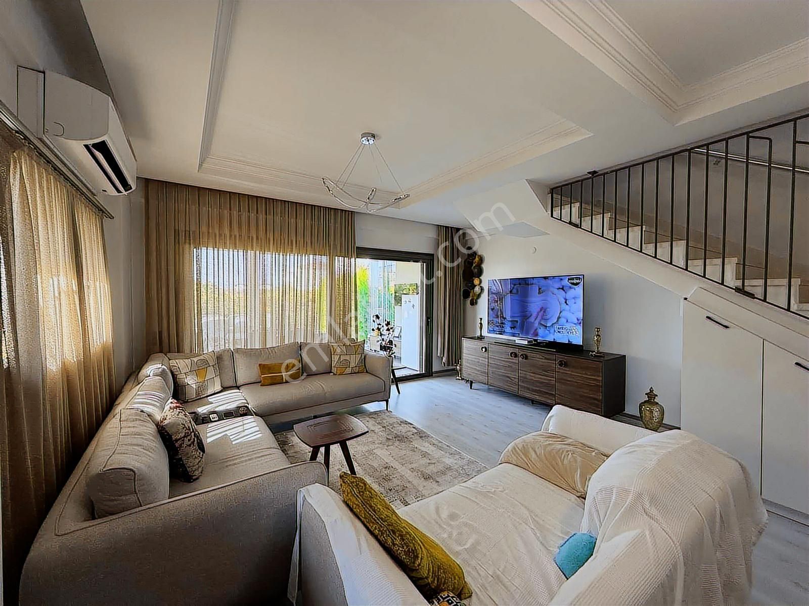 Kuşadası Sevgi Plajı Yakını Storia Bella Villaları Satılık 3+1 - Görsel 31