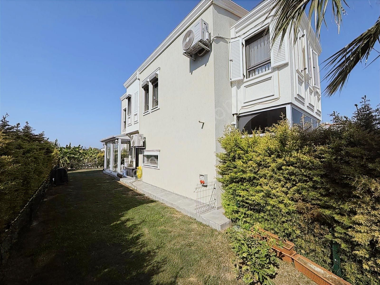 Kuşadası Sevgi Plajı Yakını Storia Bella Villaları Satılık 3+1 - Görsel 34