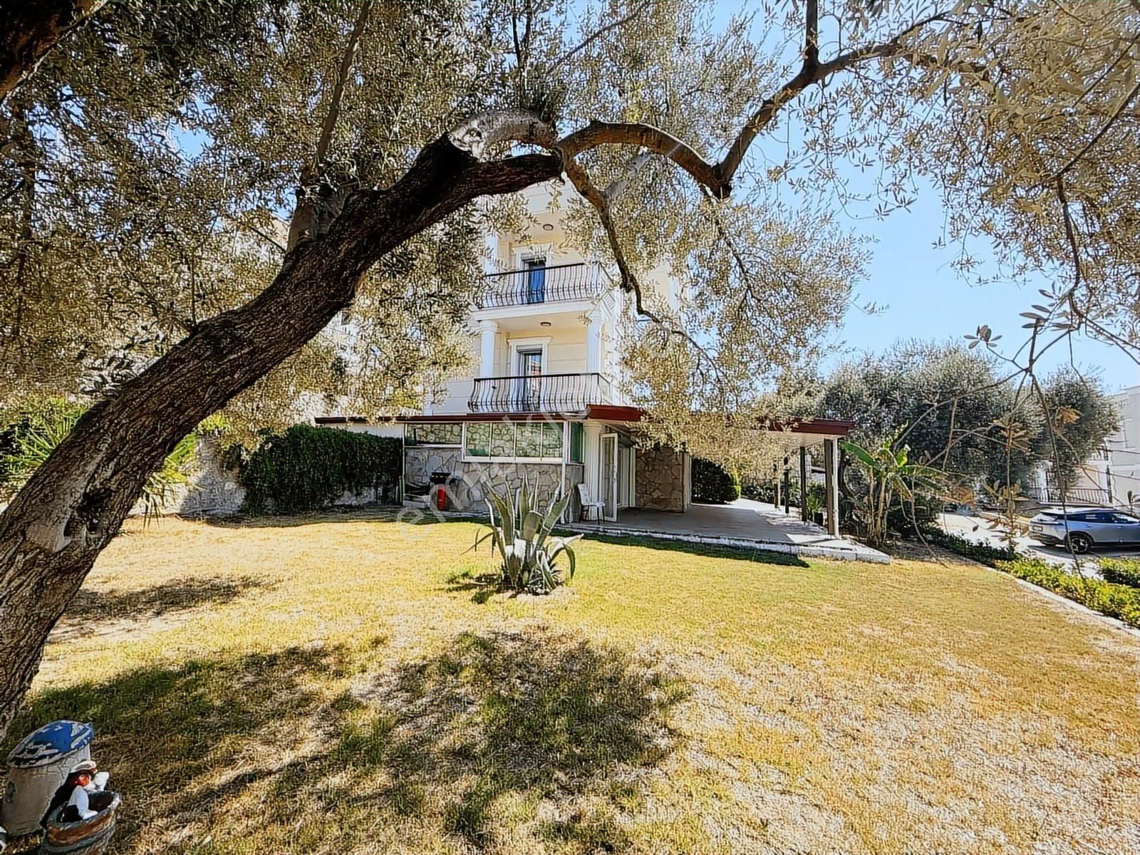 Soğucak Zeytinli Park Sitesinde Satılık Villa 4+1 - Görsel 2