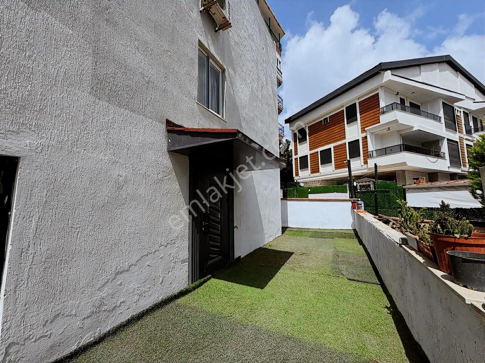 Altınkum Da Denize 50 Adım Ters Dubleks Daire