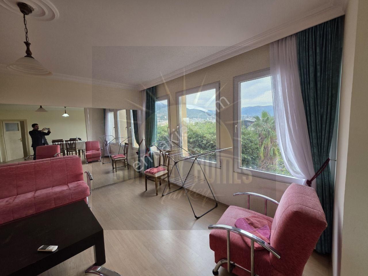 Alanya Çarşi Mahallesinde Geniş 1+1 Ayrı Mütfak Kiralık Daire