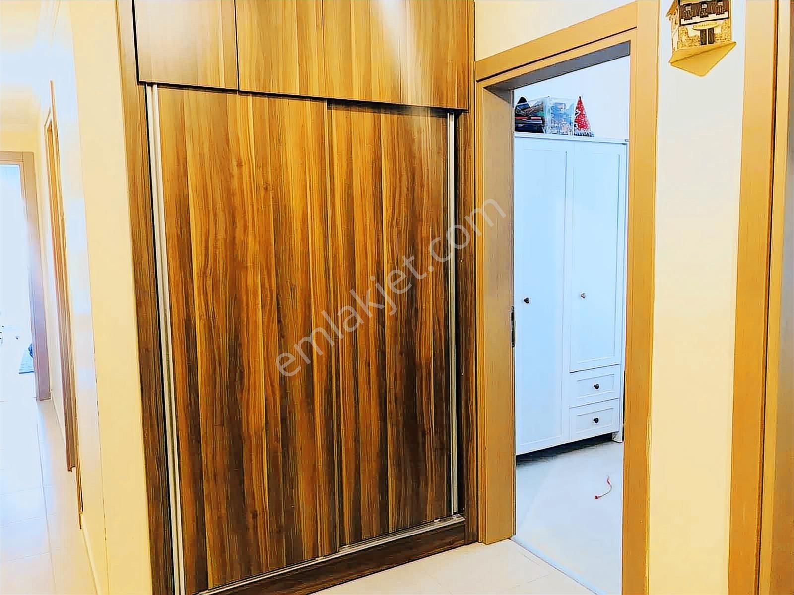 Kuşadası Lenapark Rezidansta Satılık 2+1 Bahçe Katı - Görsel 6